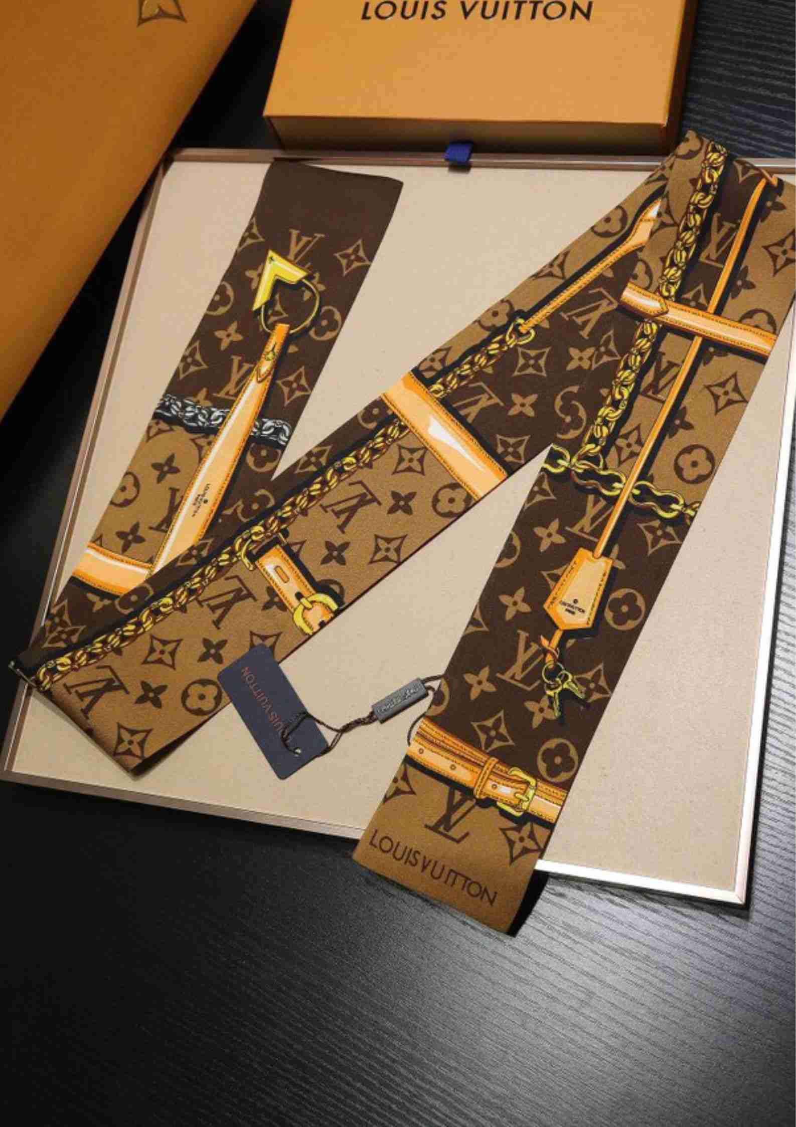 L0vis Vvtt0n Monogram Confidential Bandeau Brown For Women M78655