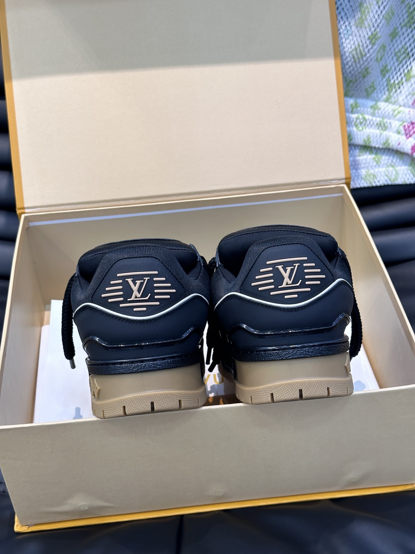 L0vis Vvtt0n Trainer Maxi Sneaker LV Black For Women