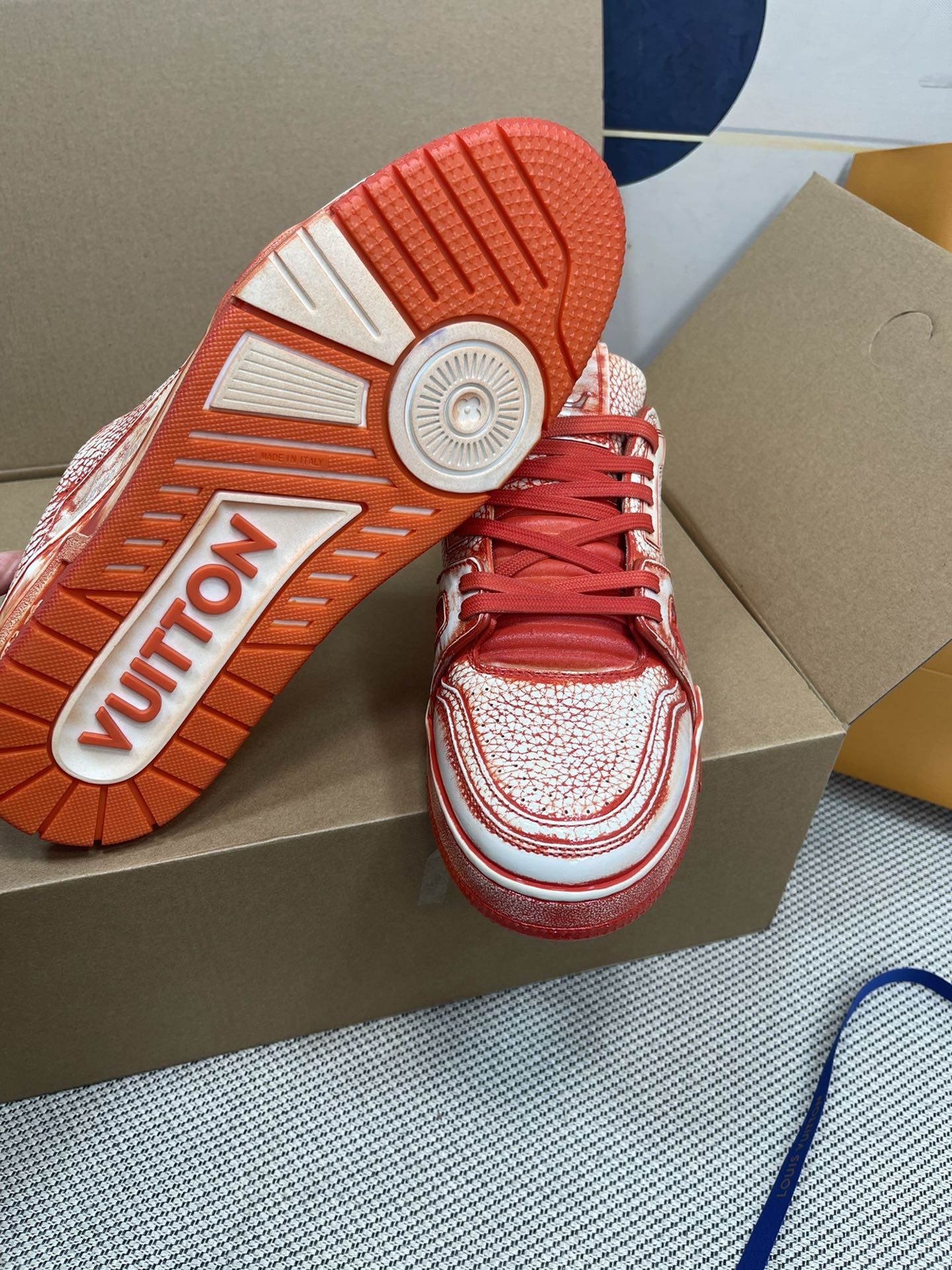 L0vis Vvtt0n Trainer Sneaker LV Red For Women