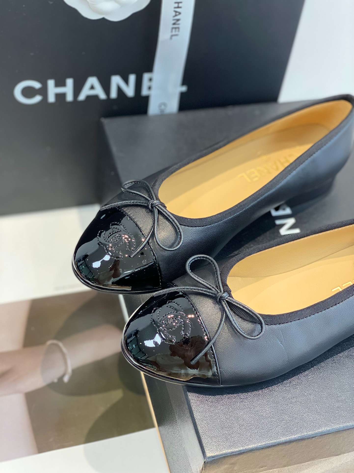 Ch**el Ballet Flats Black For Women G02819 Y01552 94305