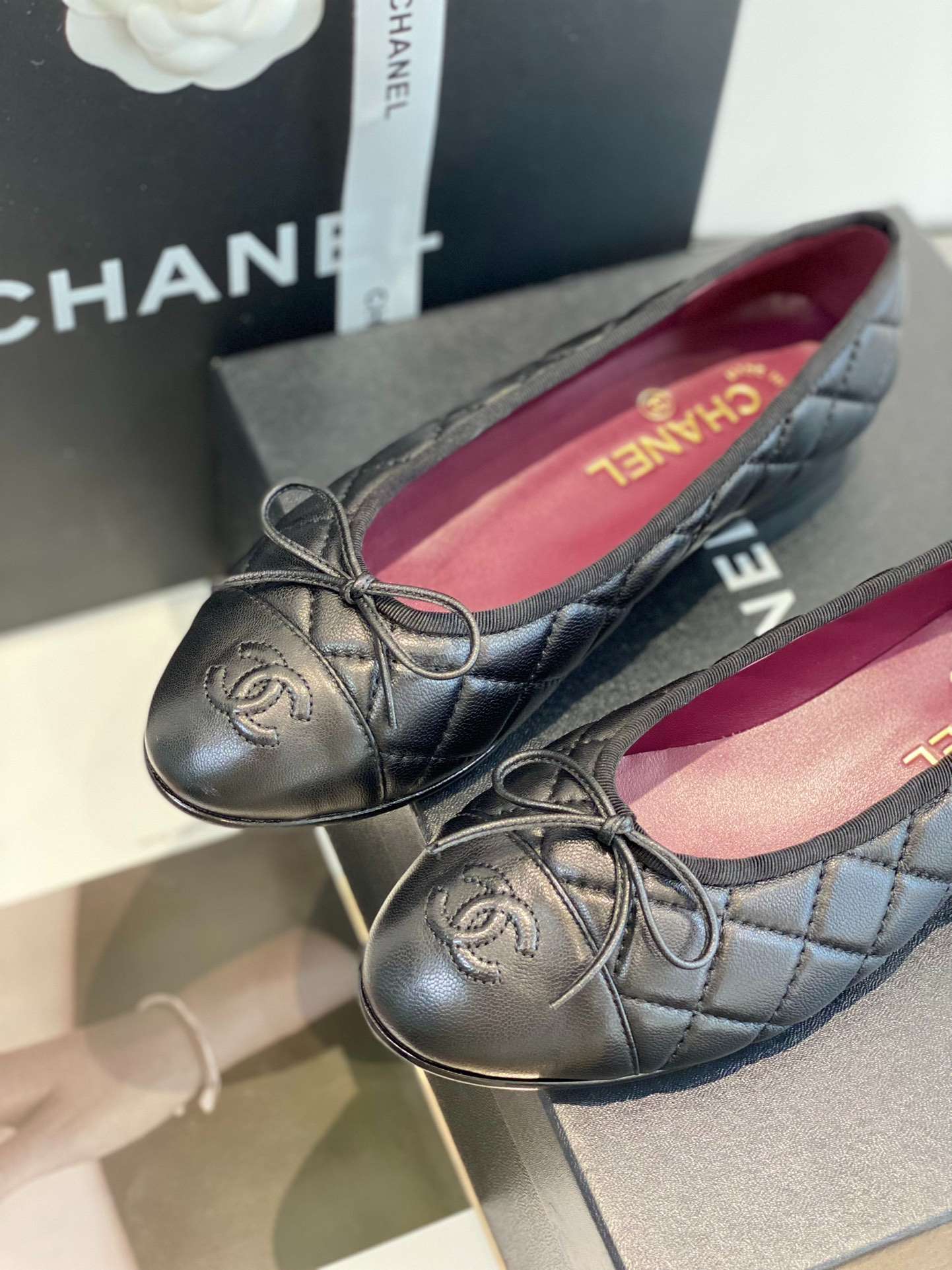 Ch**el Ballet Flats Black For Women