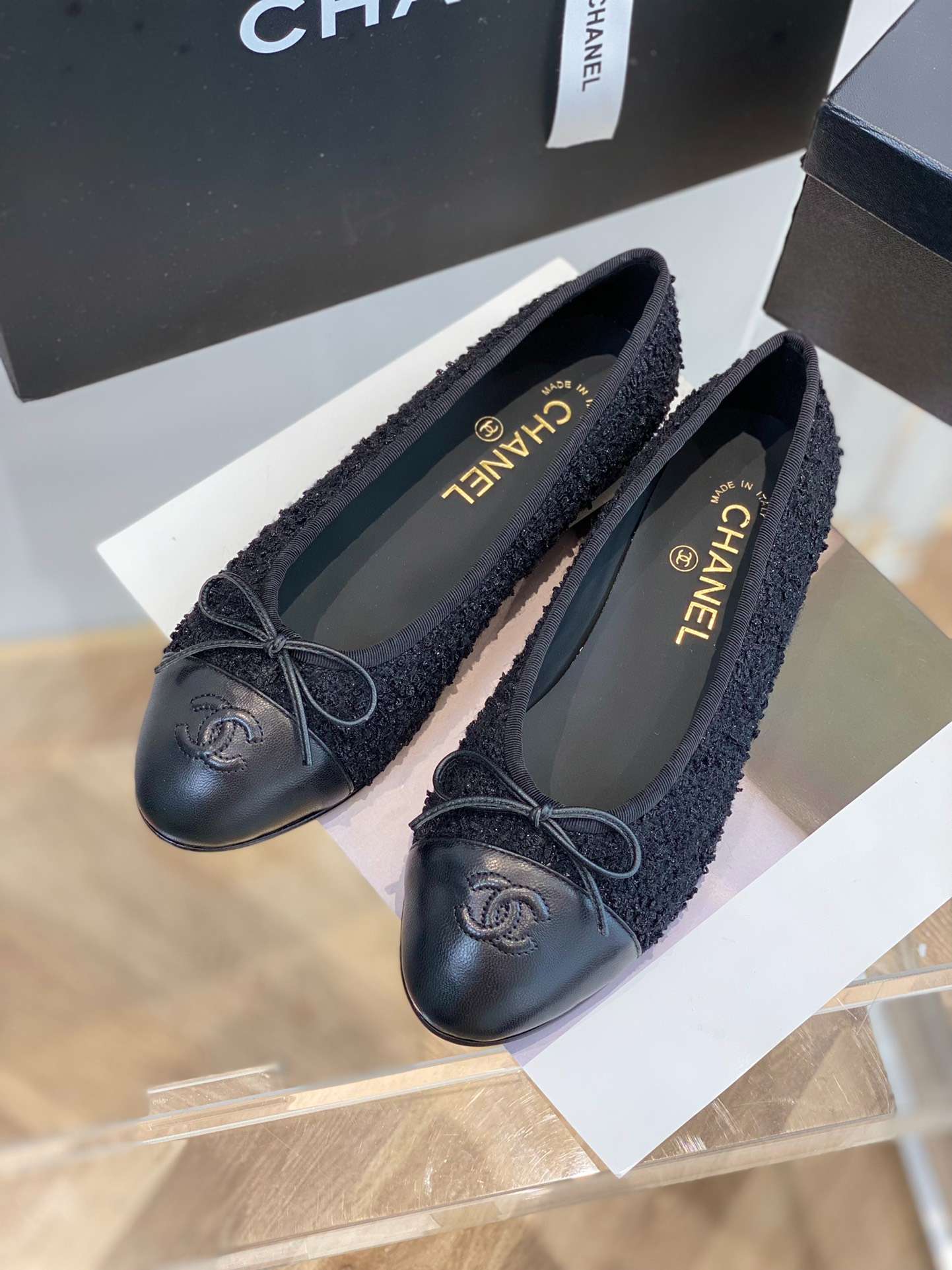 Ch**el Ballet Flats Black For Women