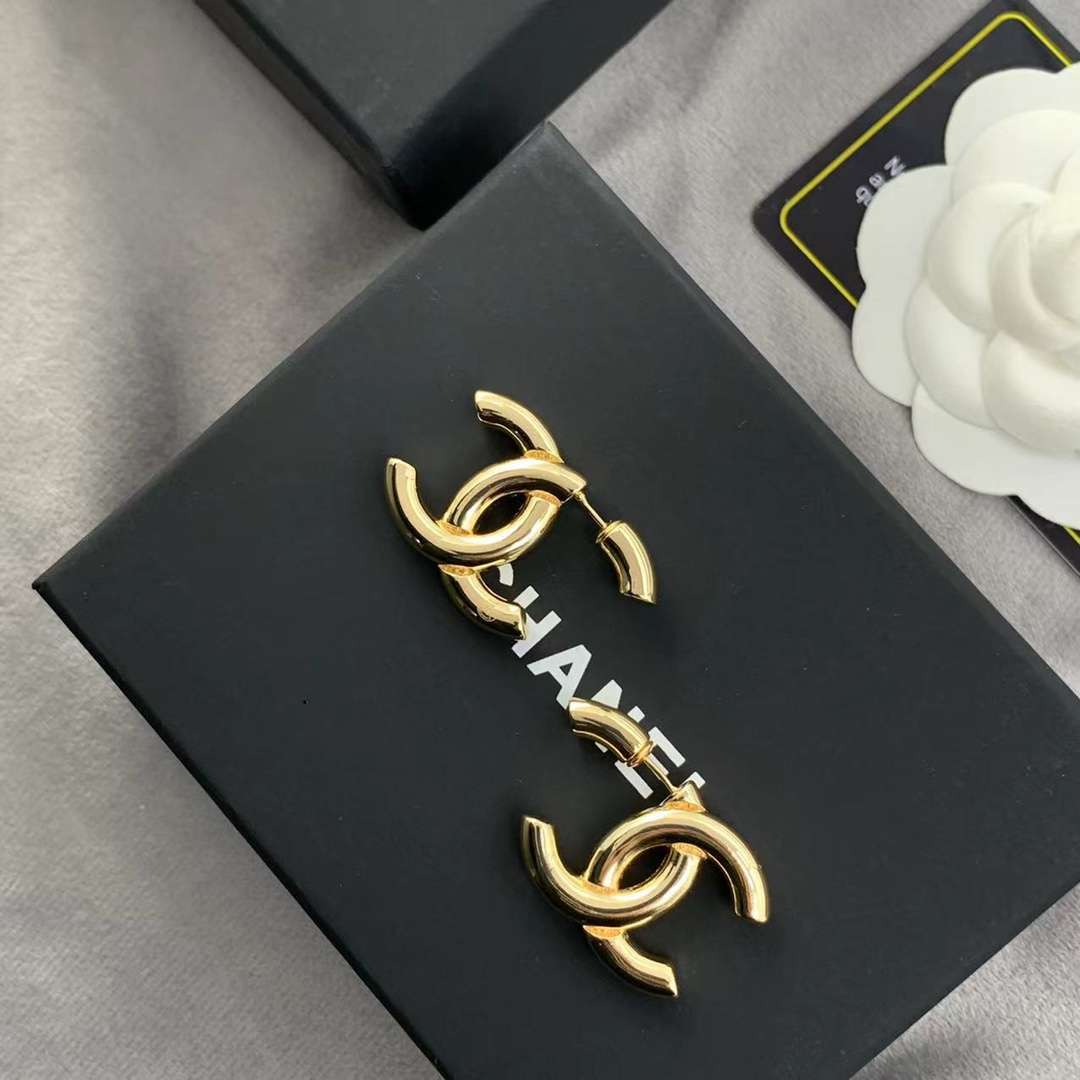Ch**el Double C Earrings Gold For Women