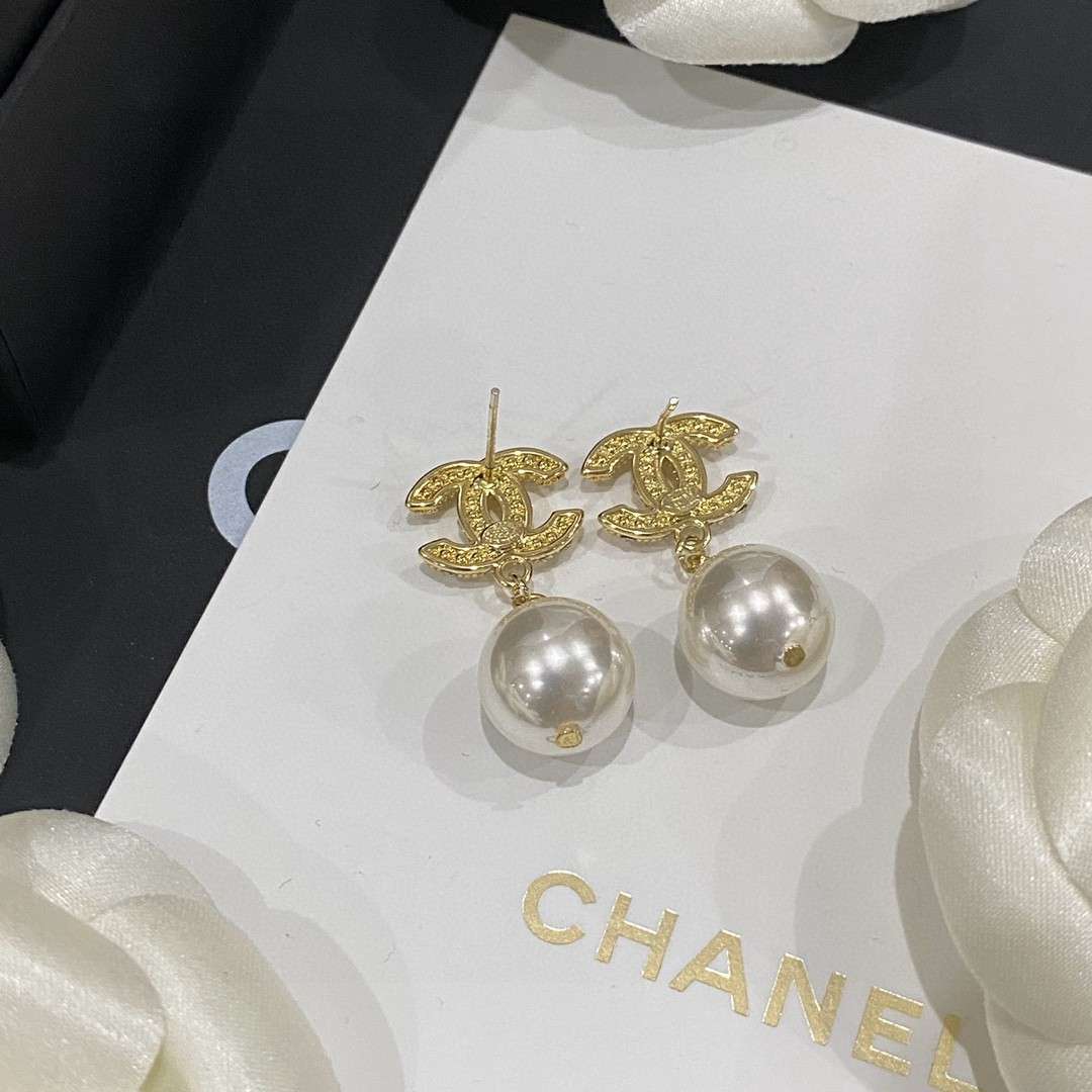 Ch**el Tassel Long Crystal D1am0nd Pearl Earrings Gold For Women
