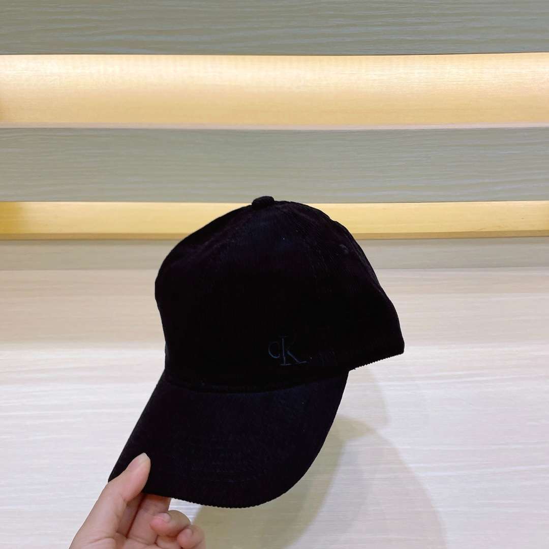 L0vis Vvtt0n Baseball Cap Black For Men