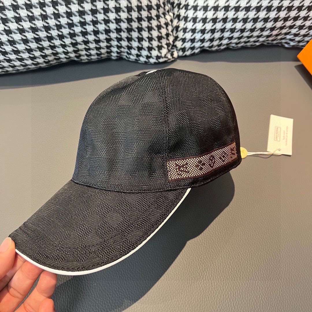 L0vis Vvtt0n Epi Monogram Cap Black For Men