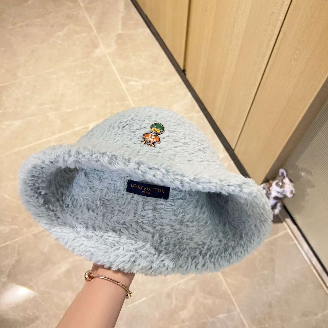 L0vis Vvtt0n Duck Beanie LV Light Blue For Women