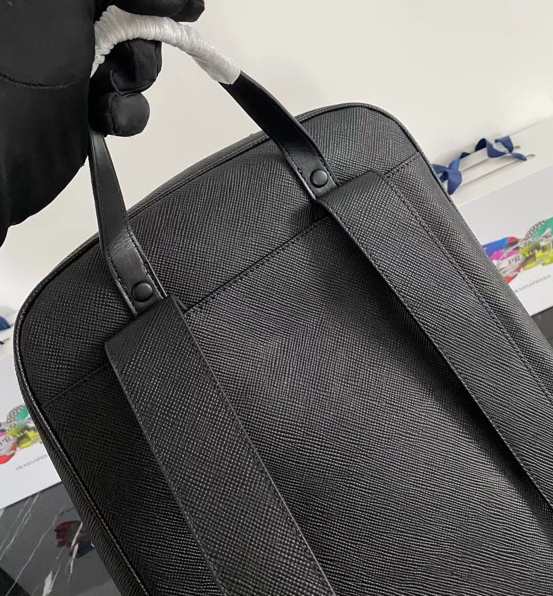 Pra*a Saffiano Backpack Black For Men 30cm / 11.8in 2VZ102_2FAD_F0002_V_OOO