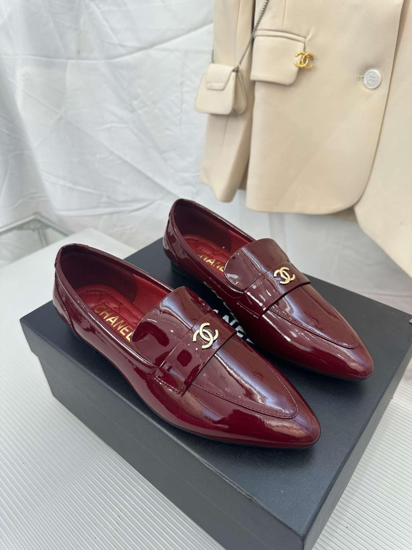 Ch**el Goddess Loafers Burgundy For Women