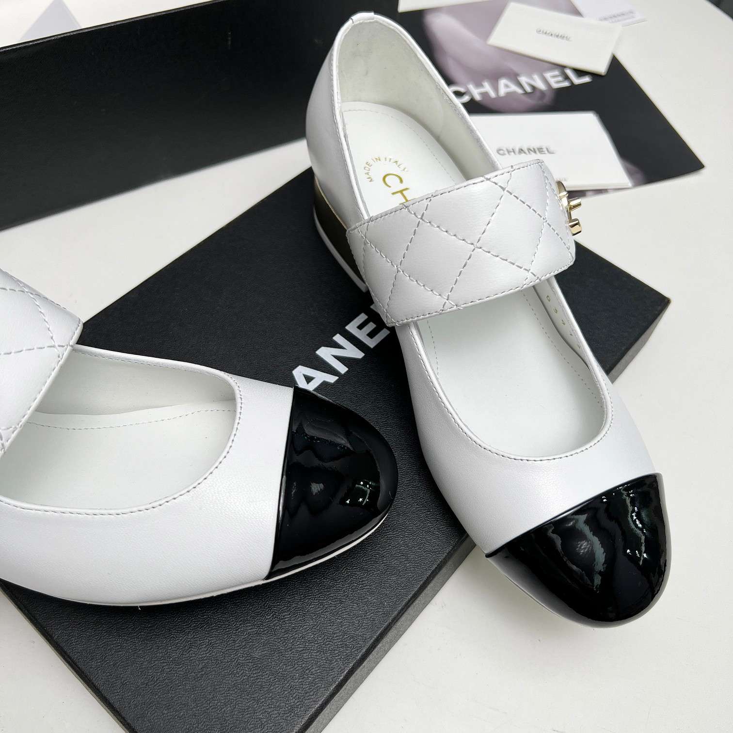 Ch**el Logo CC Mary Jane White For Women