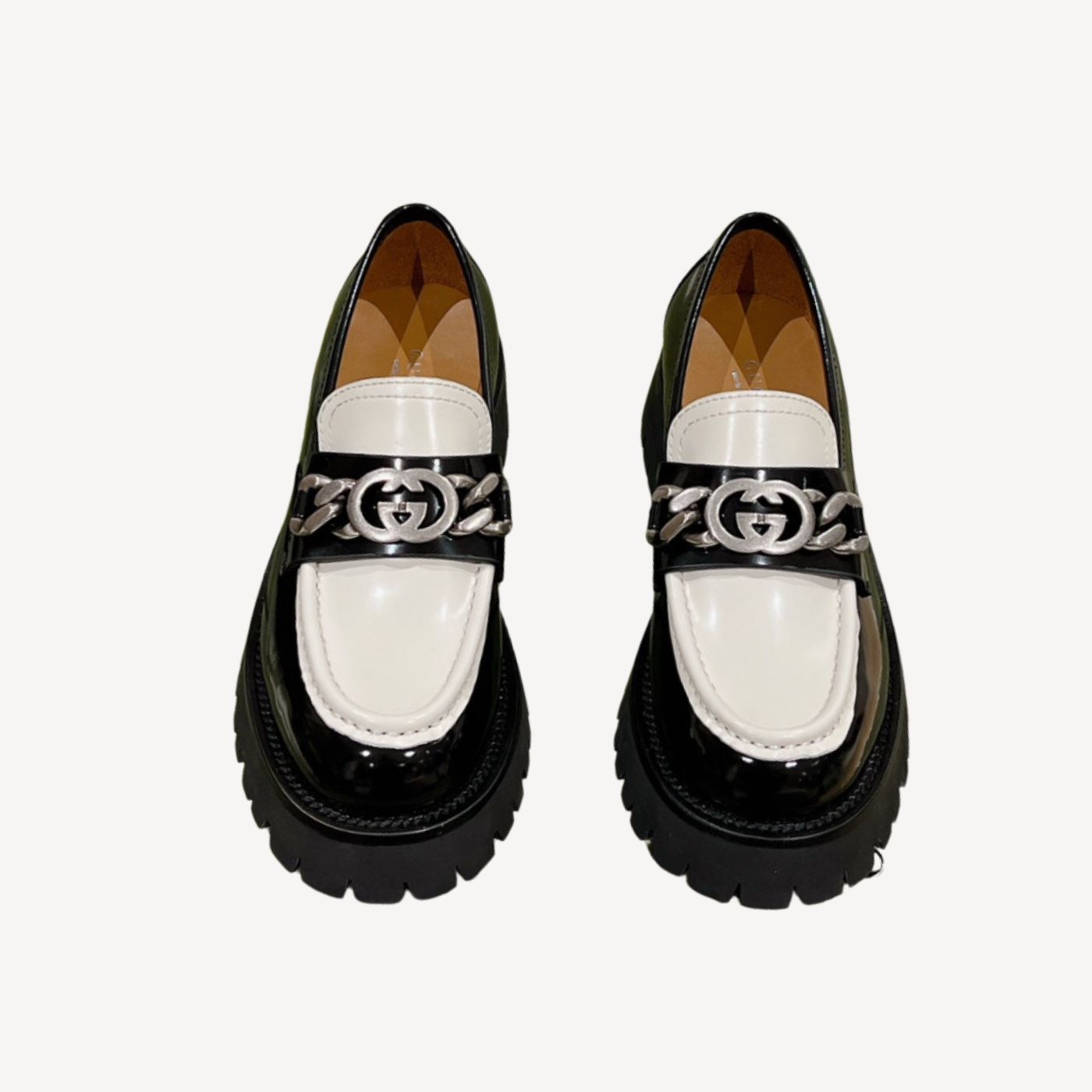 Ch**el Moccasins Black/White For Women