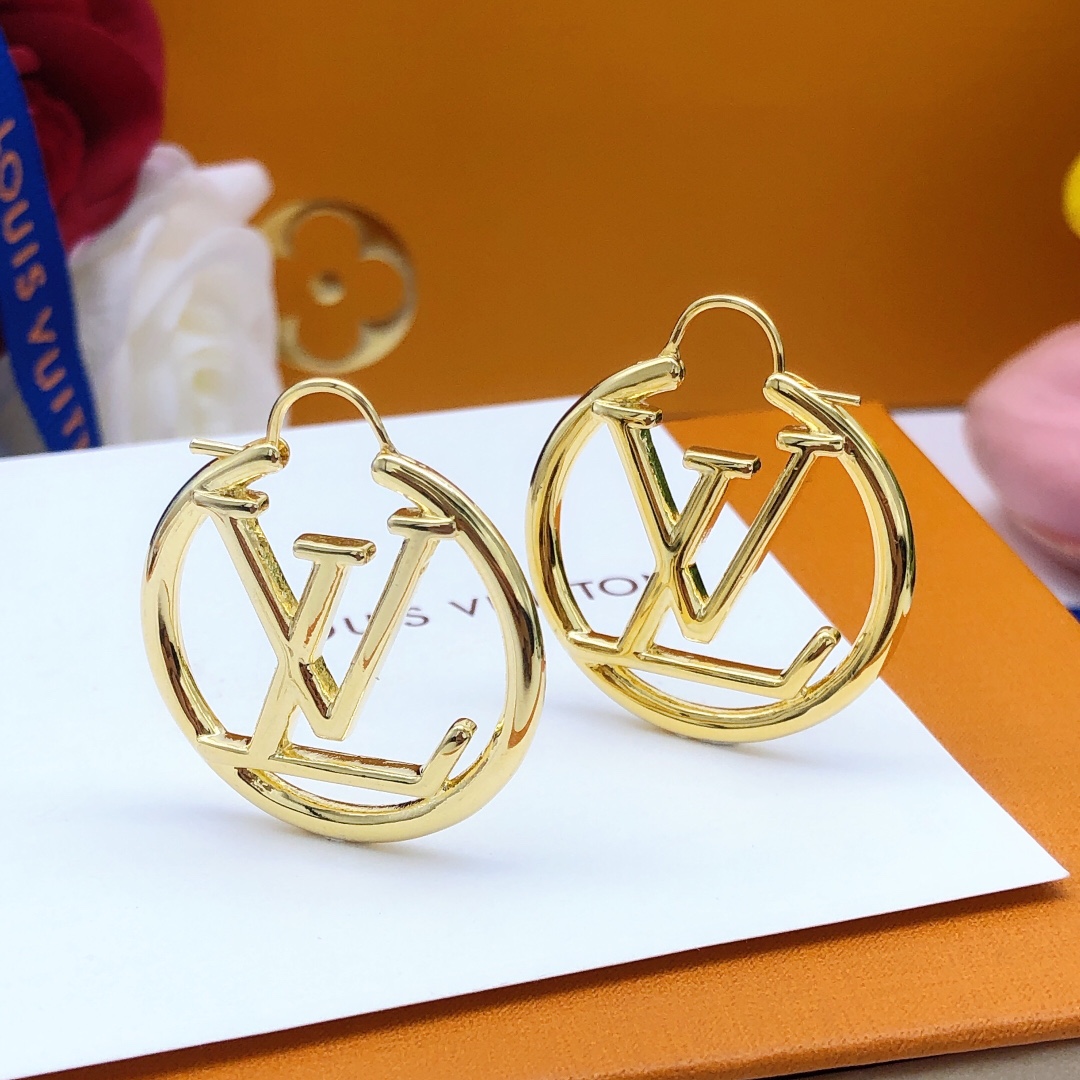 L0vis Vvtt0n Latest Earrings Gold For Women