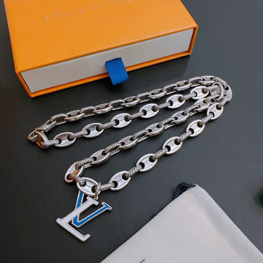 L0vis Vvtt0n Necklace Silver For Women