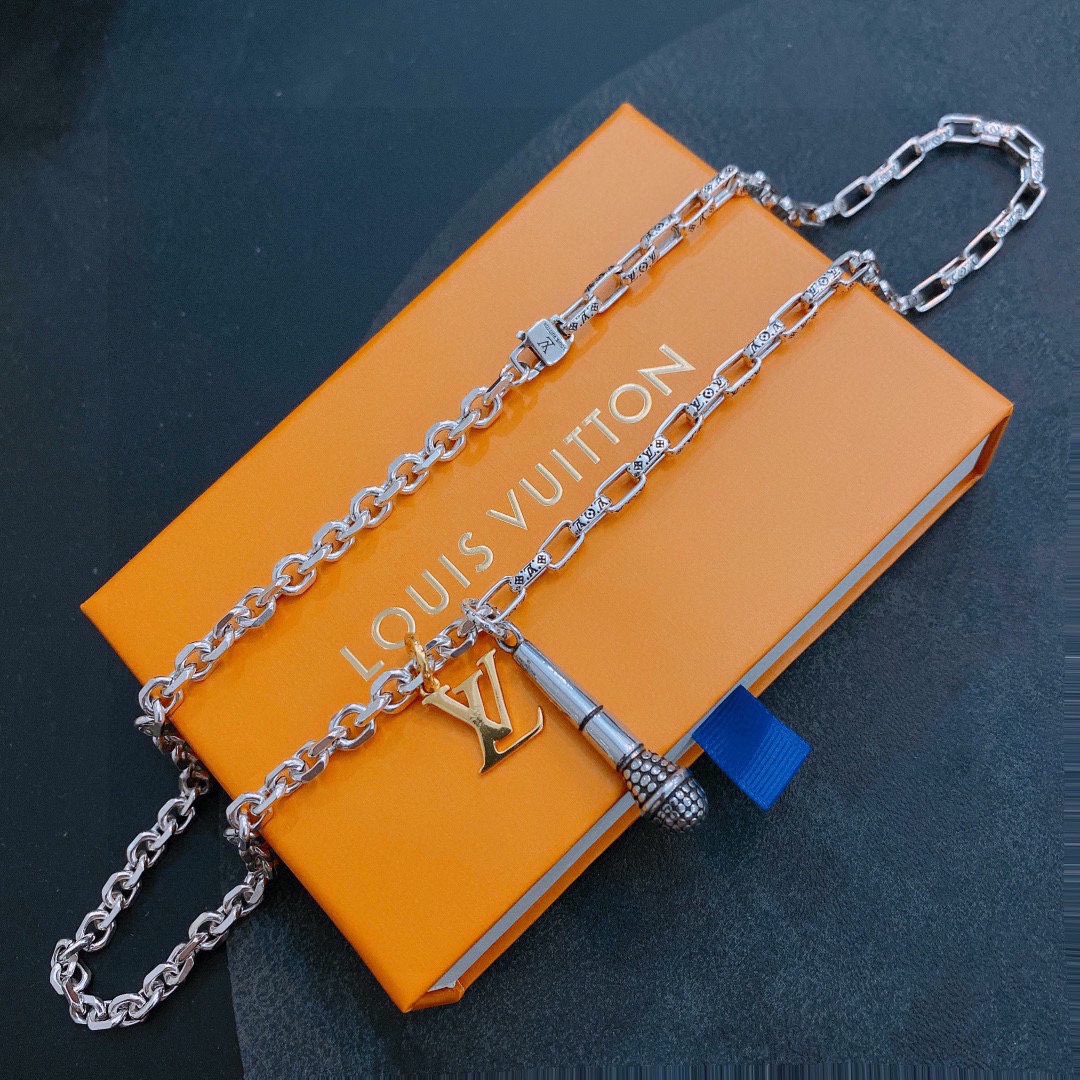 L0vis Vvtt0n Necklace Silver For Women