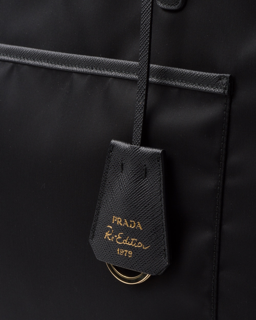 Pra*a Re-Edition 1978 Large Re-Nylon And Saffiano Tote Bag Black For Women 16.9 Inches/ 43 Cm 1BG527_R064_F0002_V_OOO