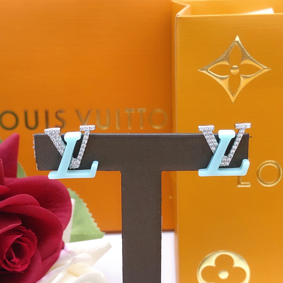 L0vis Vvtt0n Studded D1am0nd Earrings Silver For Women