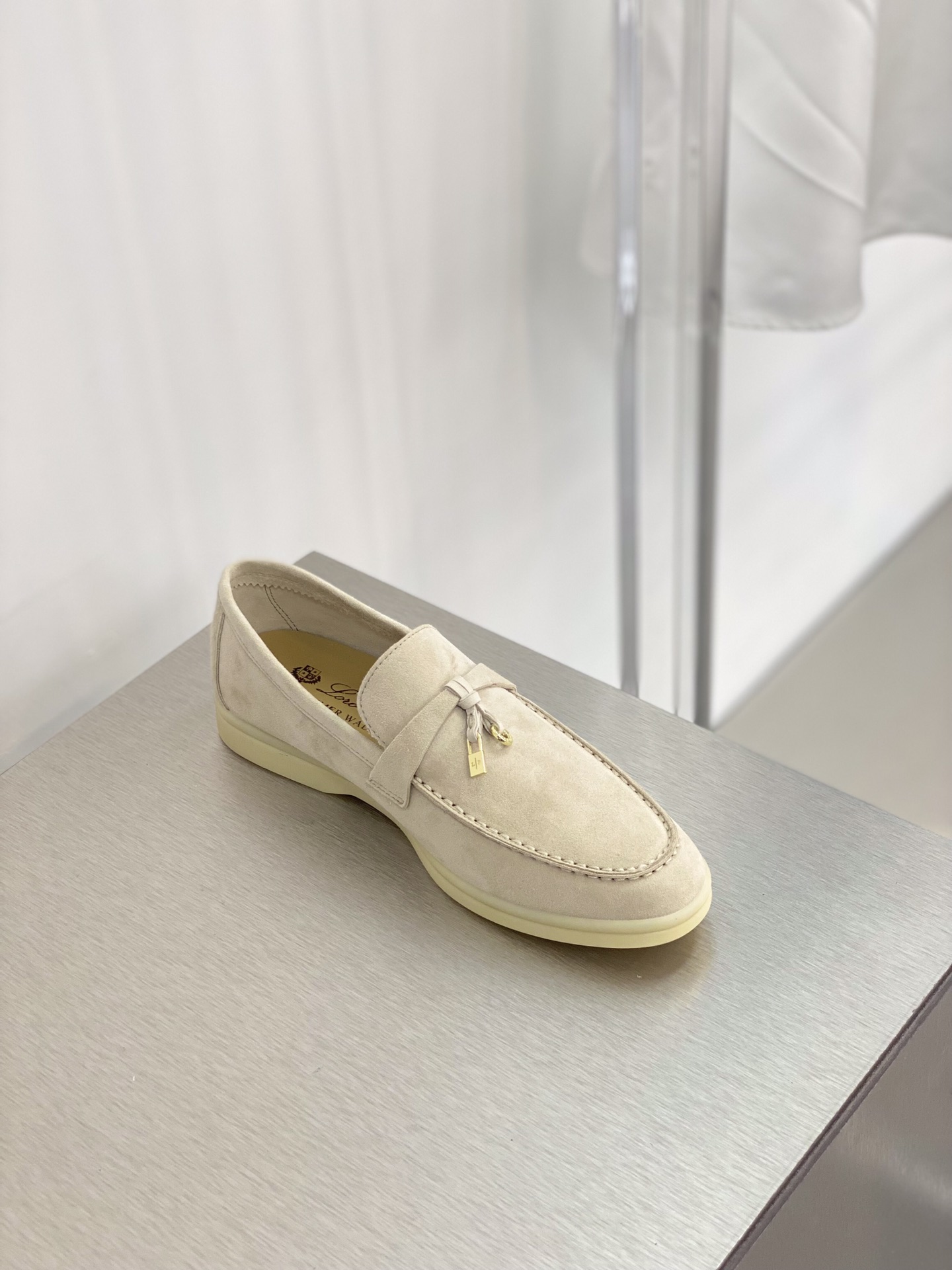 L0r0 P1ana Summer Charms Walk Loafers Beige For Women – FAE5444 2096