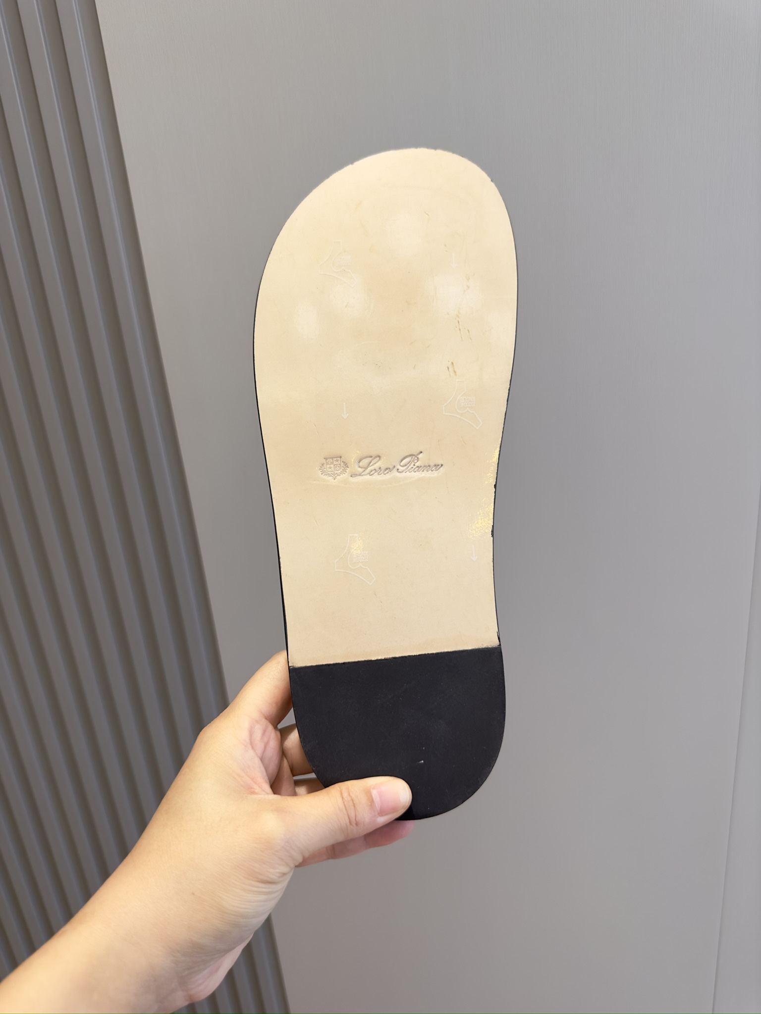 L0r0 P1ana Naha Sandal Black For Men FAN8776