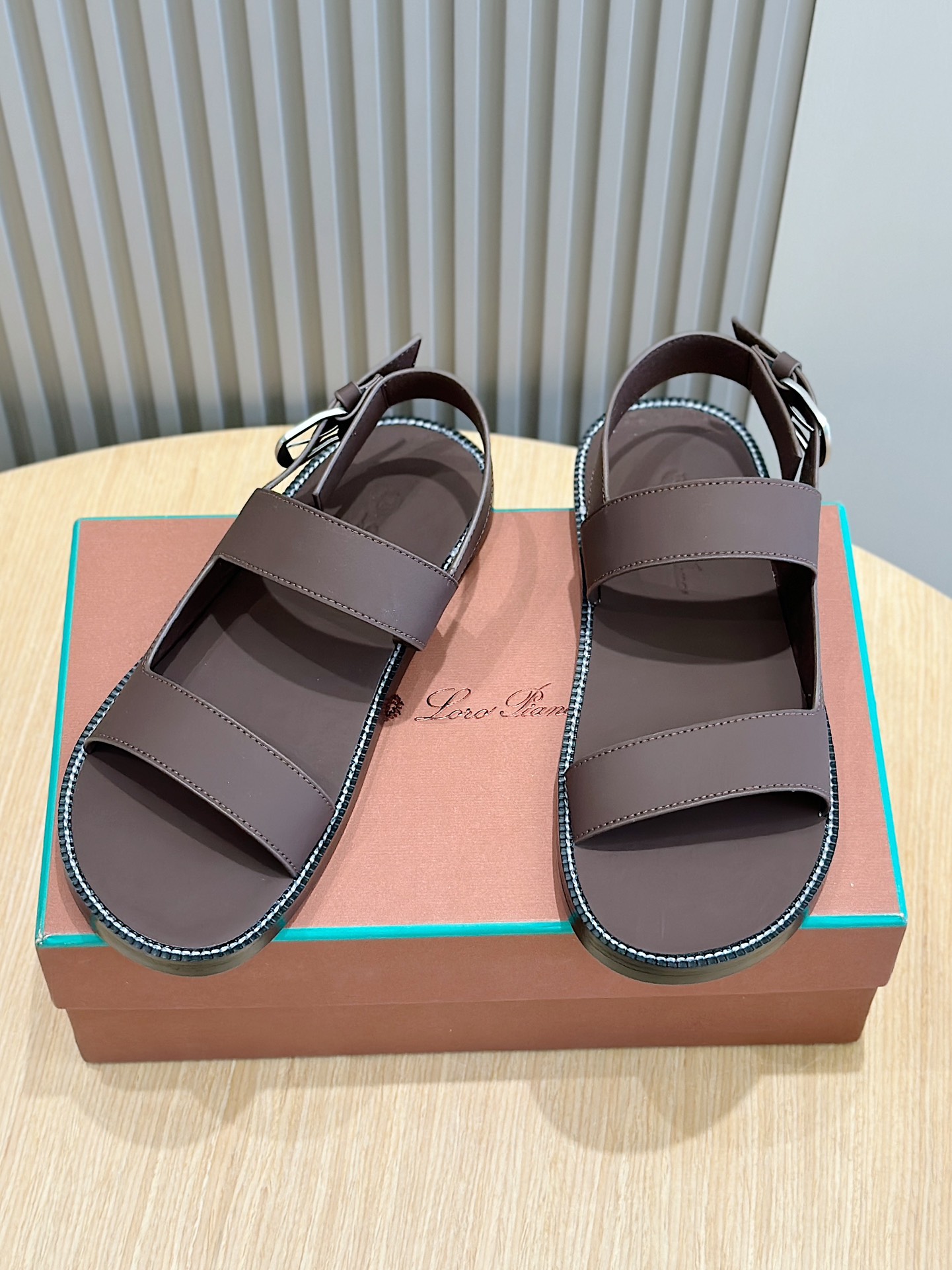 L0r0 P1ana Nama Sandal Dark Brown For Men FAN8703