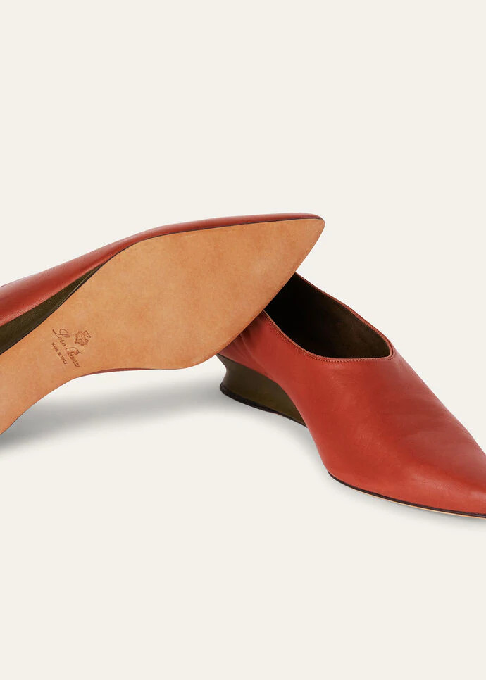 L0r0 P1ana Ayame Courts Deep Kummel For Women – FAN8984 P08H