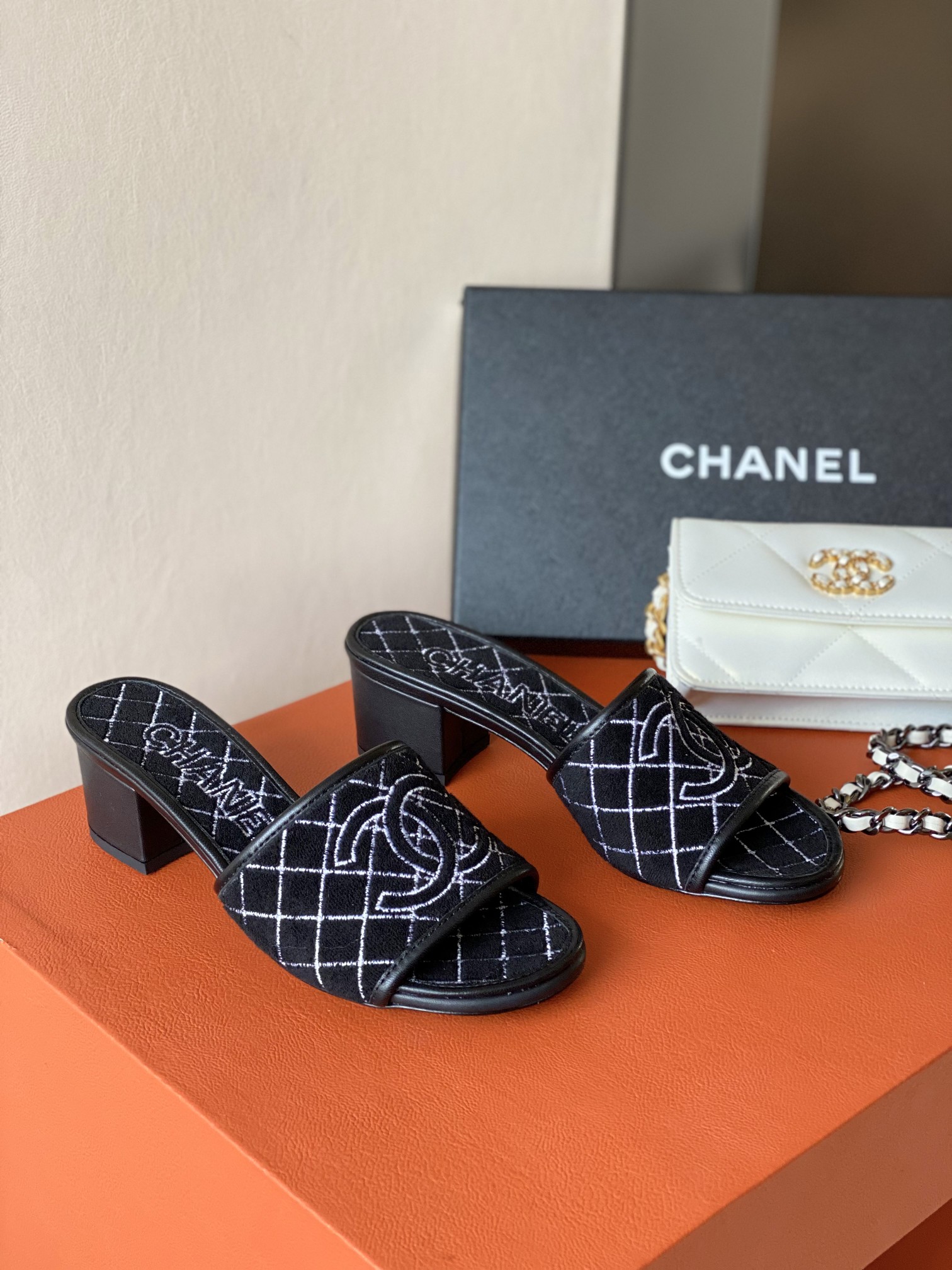 Ch**el Sandals Black For Women 1.77in/4.5cm