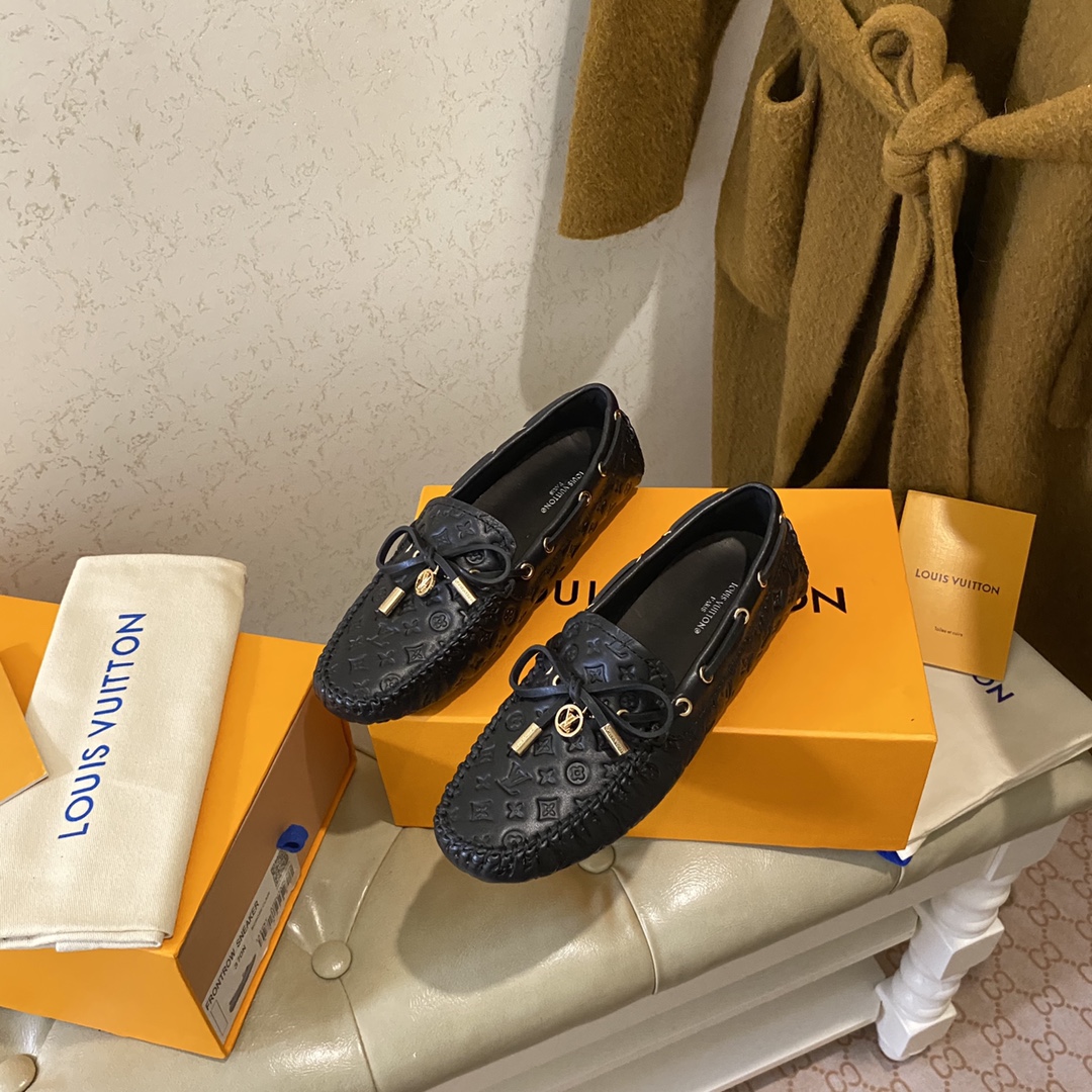 L0vis Vvtt0n Gloria Flat Loafer Black For Women 1A658D