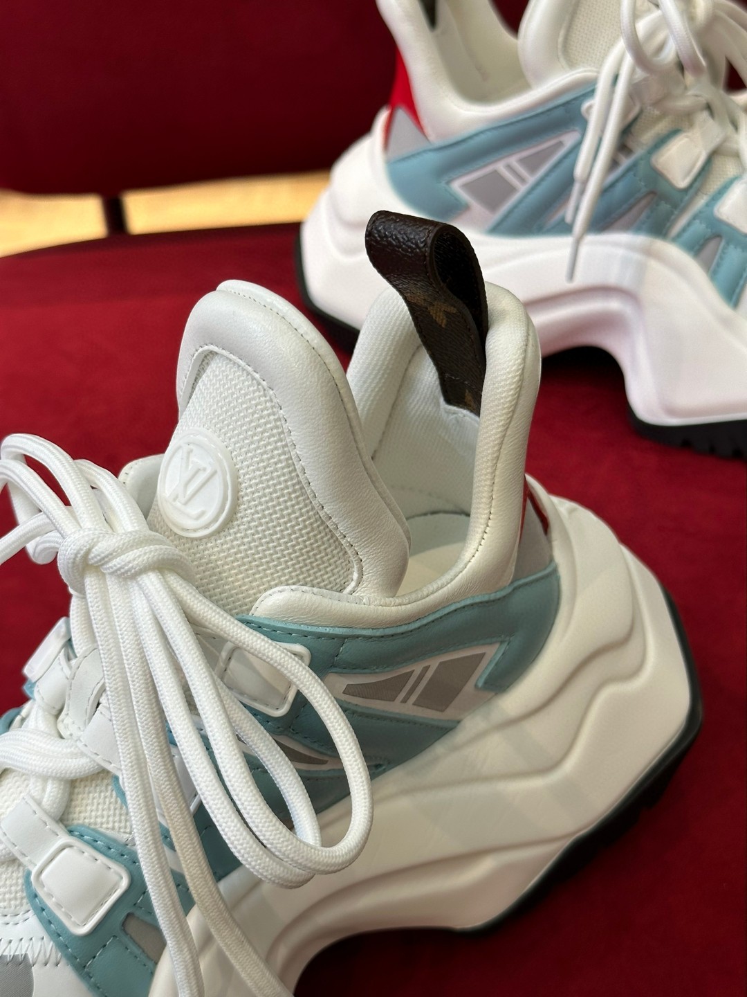 L0vis Vvtt0n LV Archlight Sneaker Multicolor For Women