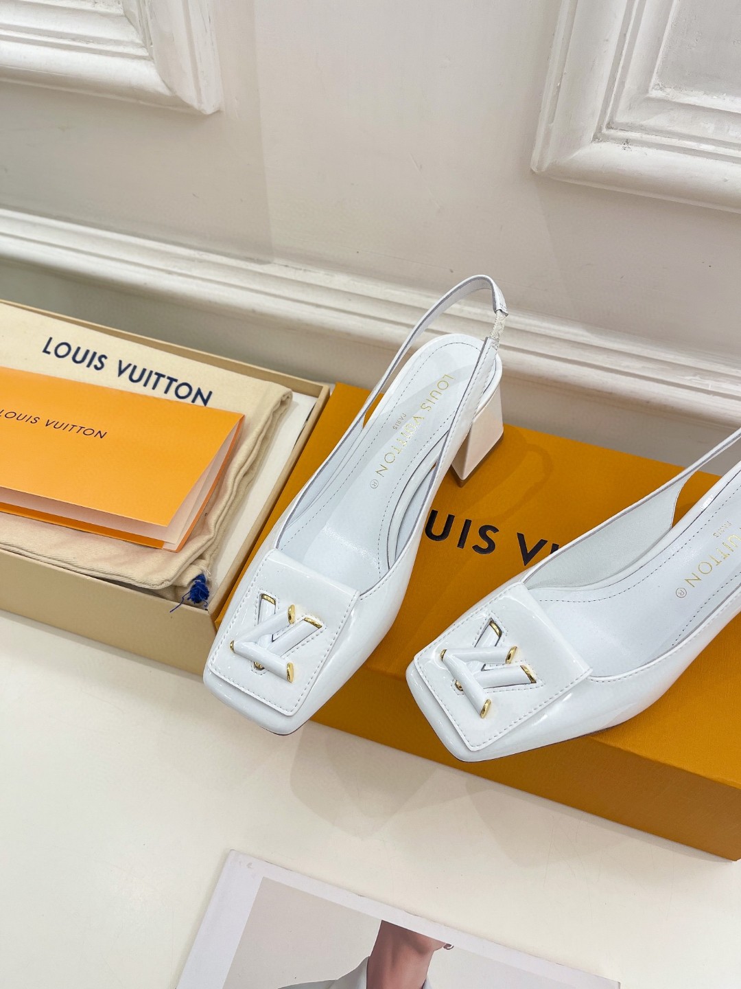 L0vis Vvtt0n Shake Slingback Pump White For Women 1AB0UL