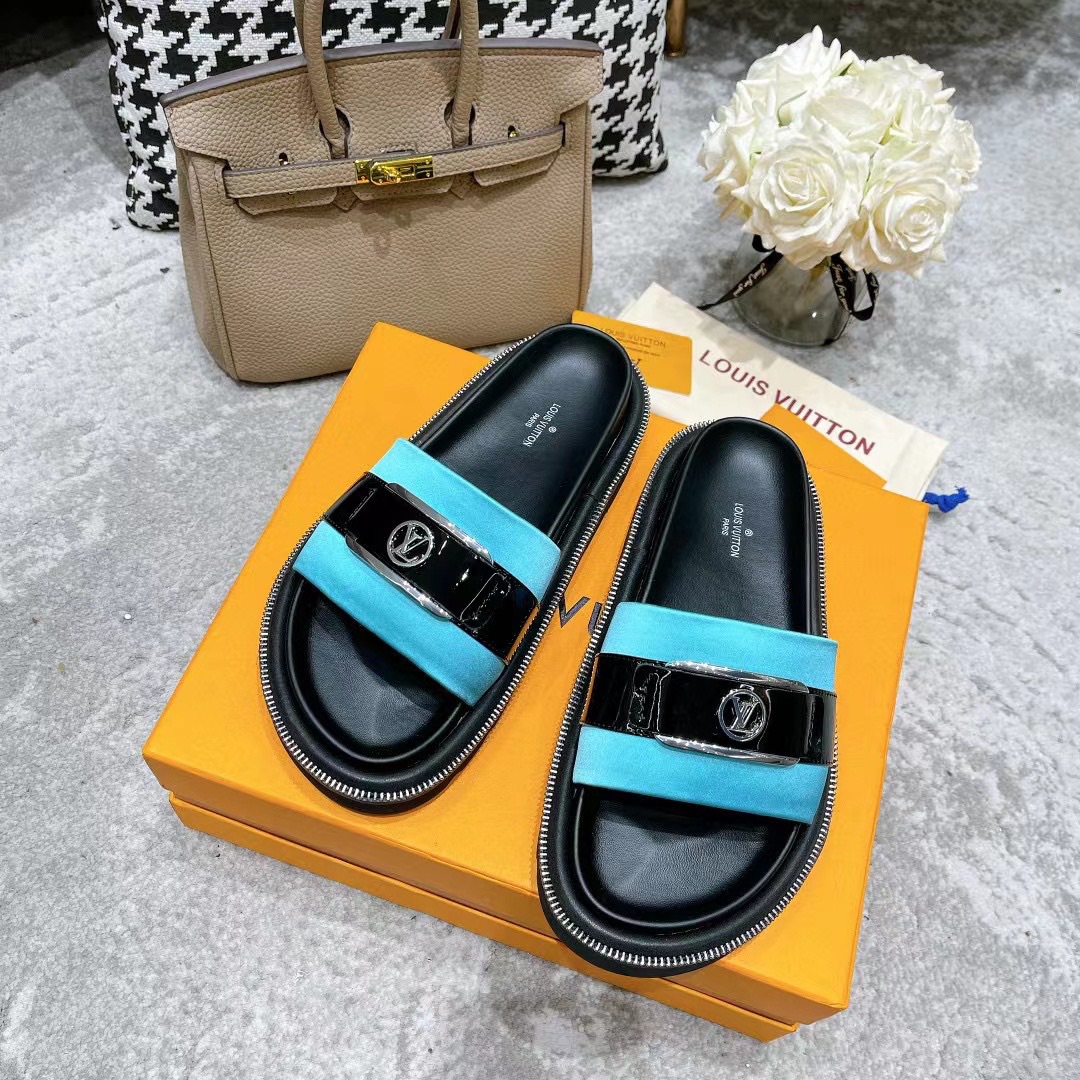 L0vis Vvtt0n Women’s Pool Pillow Flat Comfort Mule Blue For Women LV