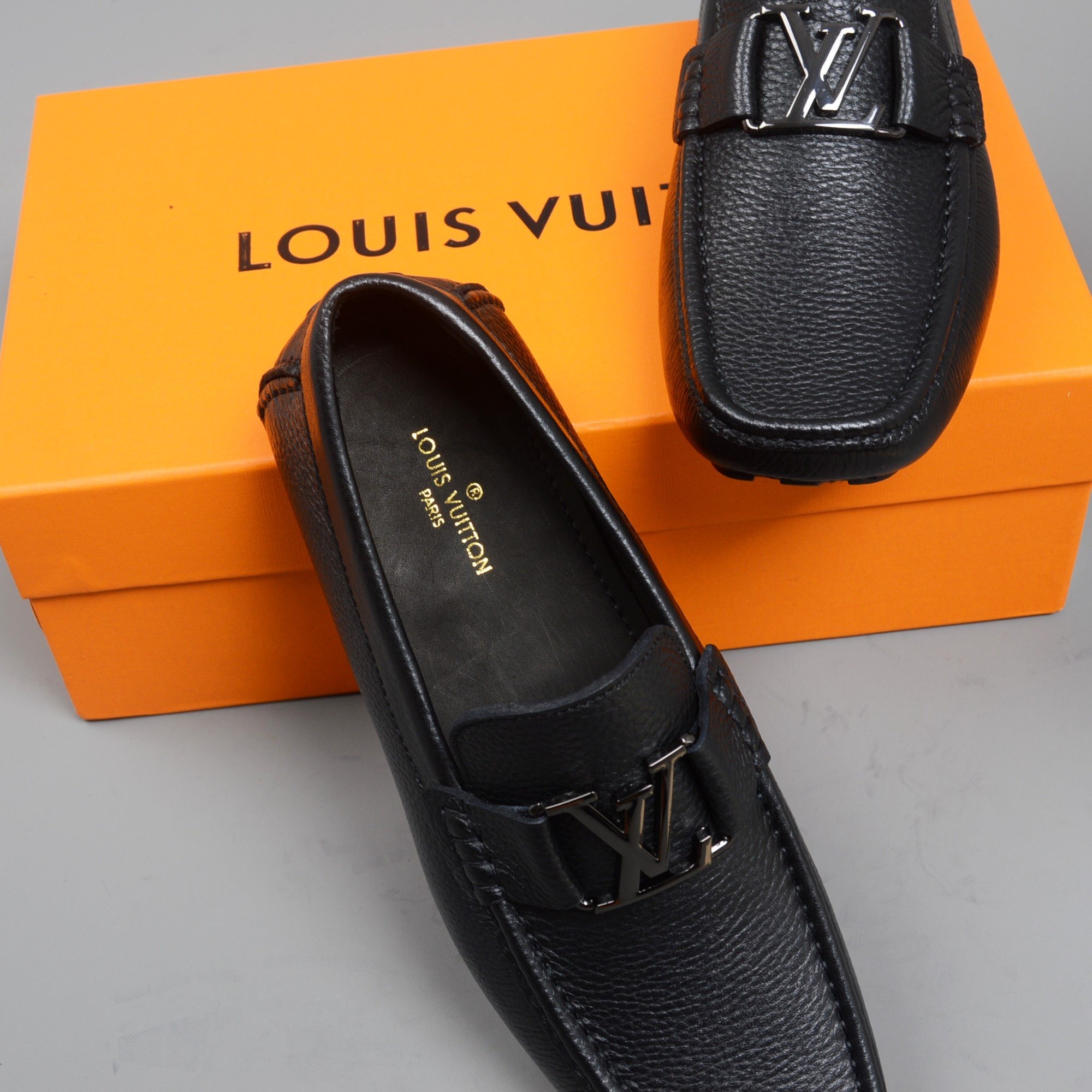 L0vis Vvtt0n Monte Carlo Mocassin Black For Men LV