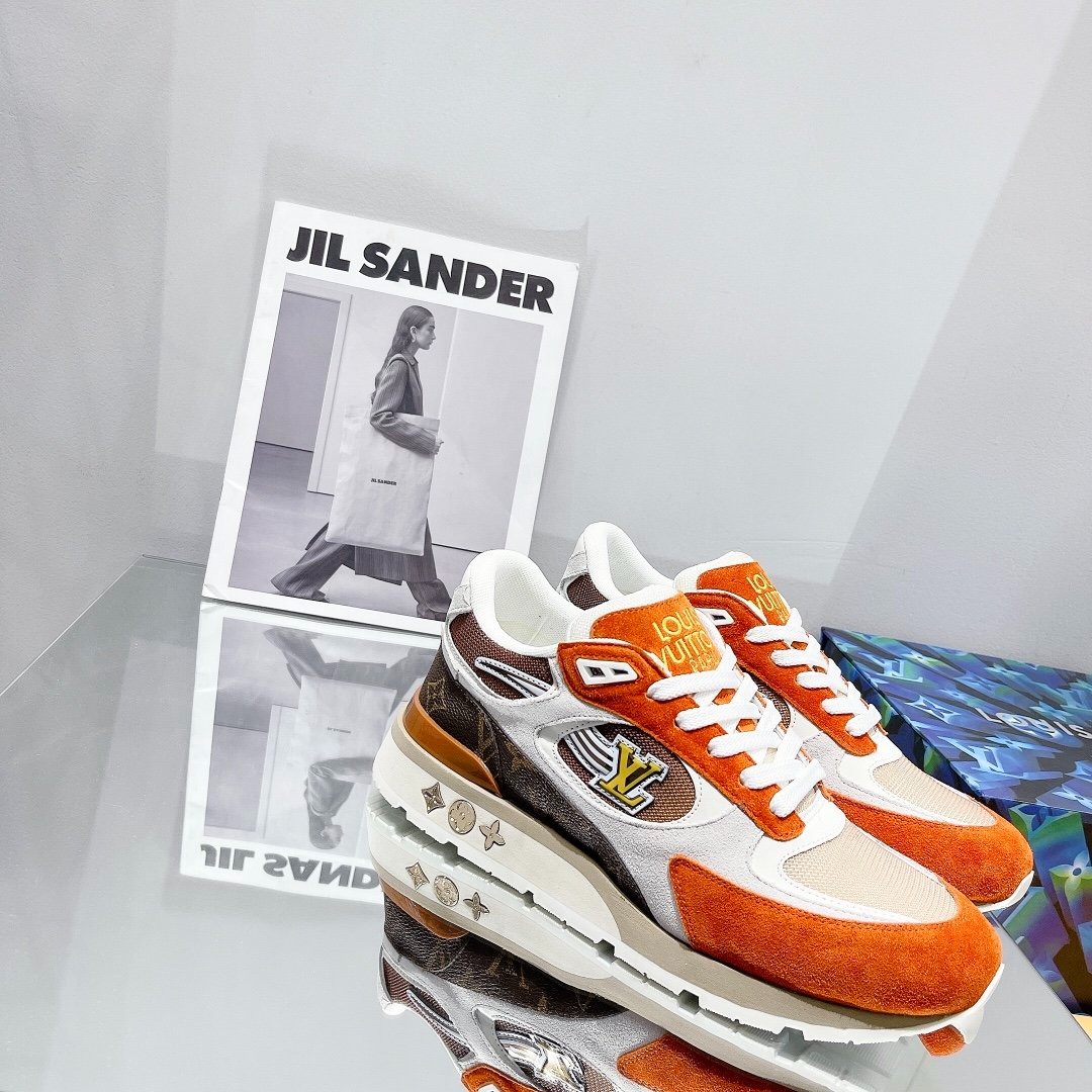L0vis Vvtt0n Run Away Sneaker Monogram Material Orange For Women LV