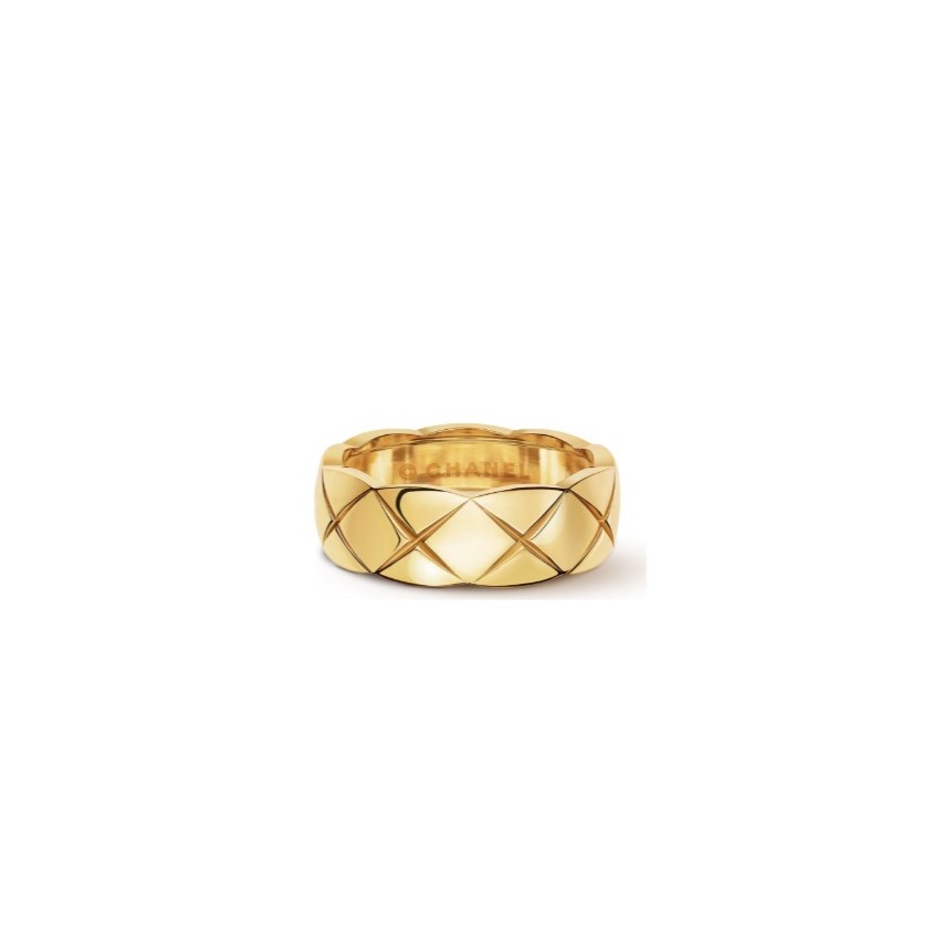 Ch**el Coco Crush Ring Yellow Gold Small Version For Women J10571