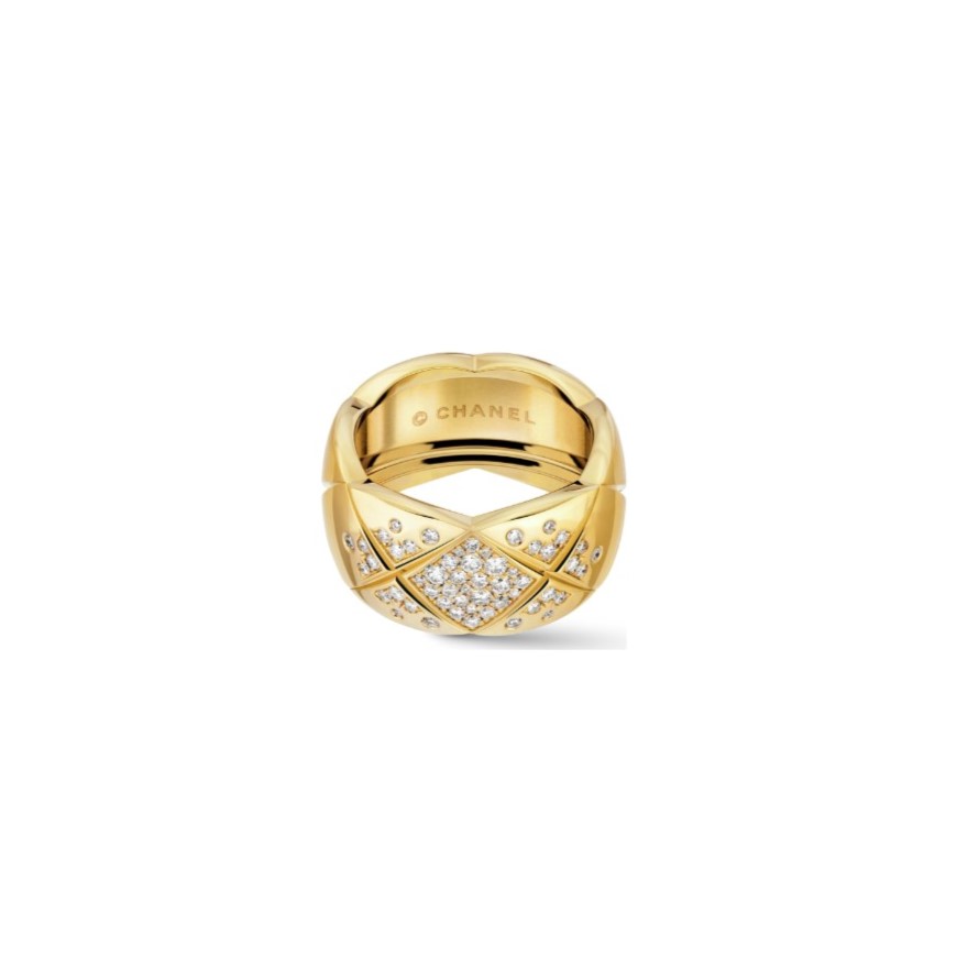Ch**el Coco Crush Ring Yellow Gold Large Version For Women J10862