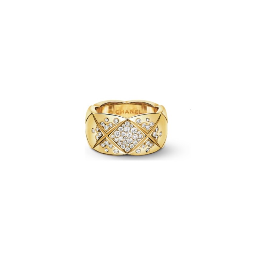 Ch**el Coco Crush Ring Yellow Gold Large Version For Women J10862