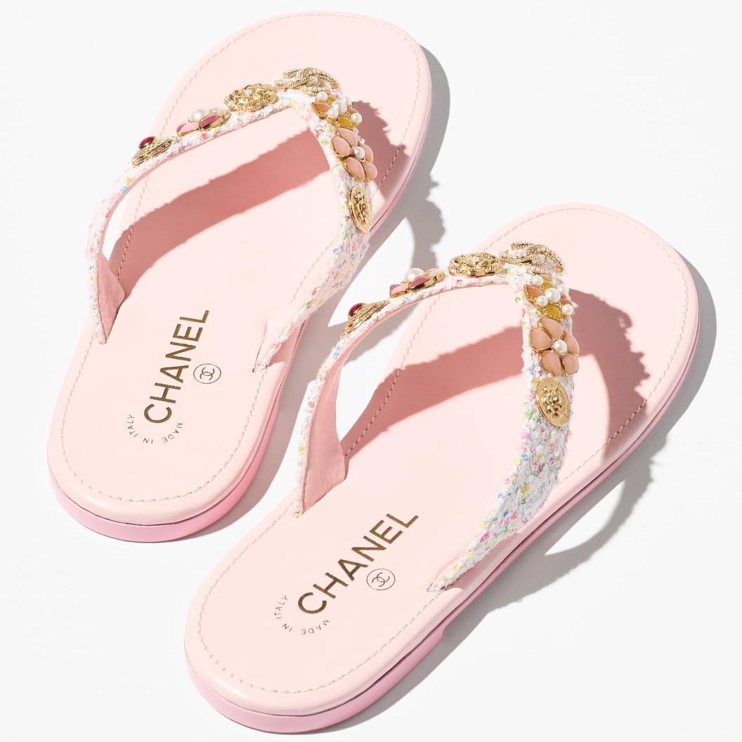 Ch**el Blooming Charms Thongs Light Pink For Women G46304-B19719-NAEPT