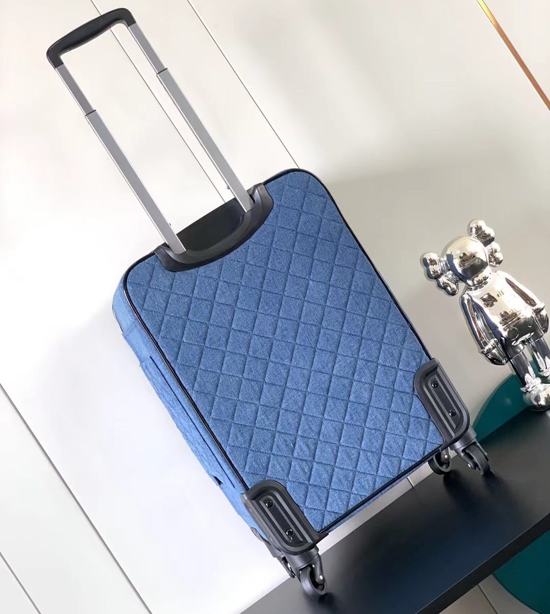 Ch**el Classic Suitcase Blue 19.7in/50cm