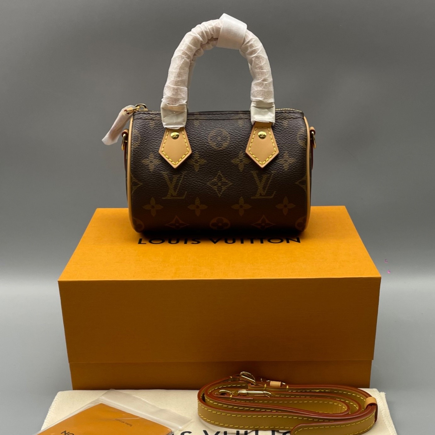 [True-to-ORIGINAL] L0vis Vvtt0n Nano Speedy Monogram Canvas Brown For Women 16cm/6.3in M81085