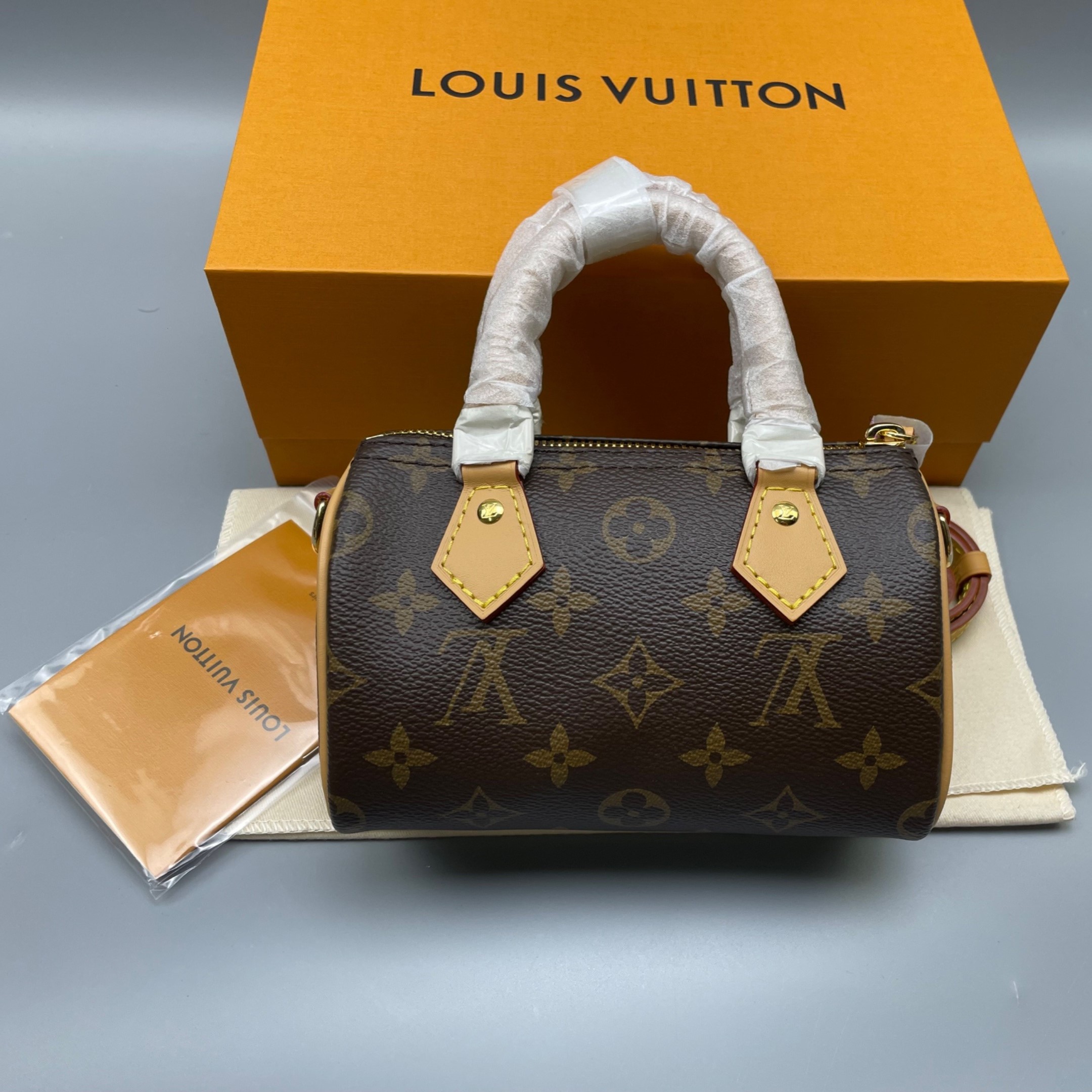 [True-to-ORIGINAL] L0vis Vvtt0n Nano Speedy Monogram Canvas Brown For Women 16cm/6.3in M81085