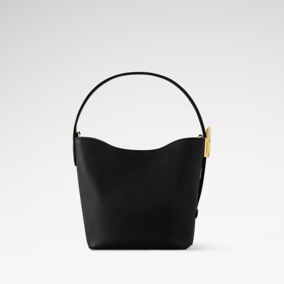 L0vis Vvtt0n Low Key All In BB Black For Women 6.3in/16cm M25543