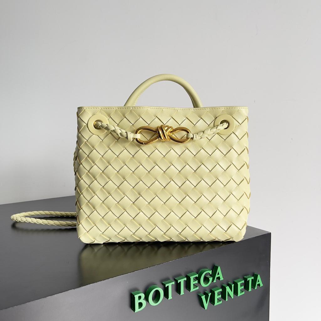 [True-to-ORIGINAL] B0tt*ga Ven*ta Small Andiamo Light Yellow For Women 25cm/9.8in