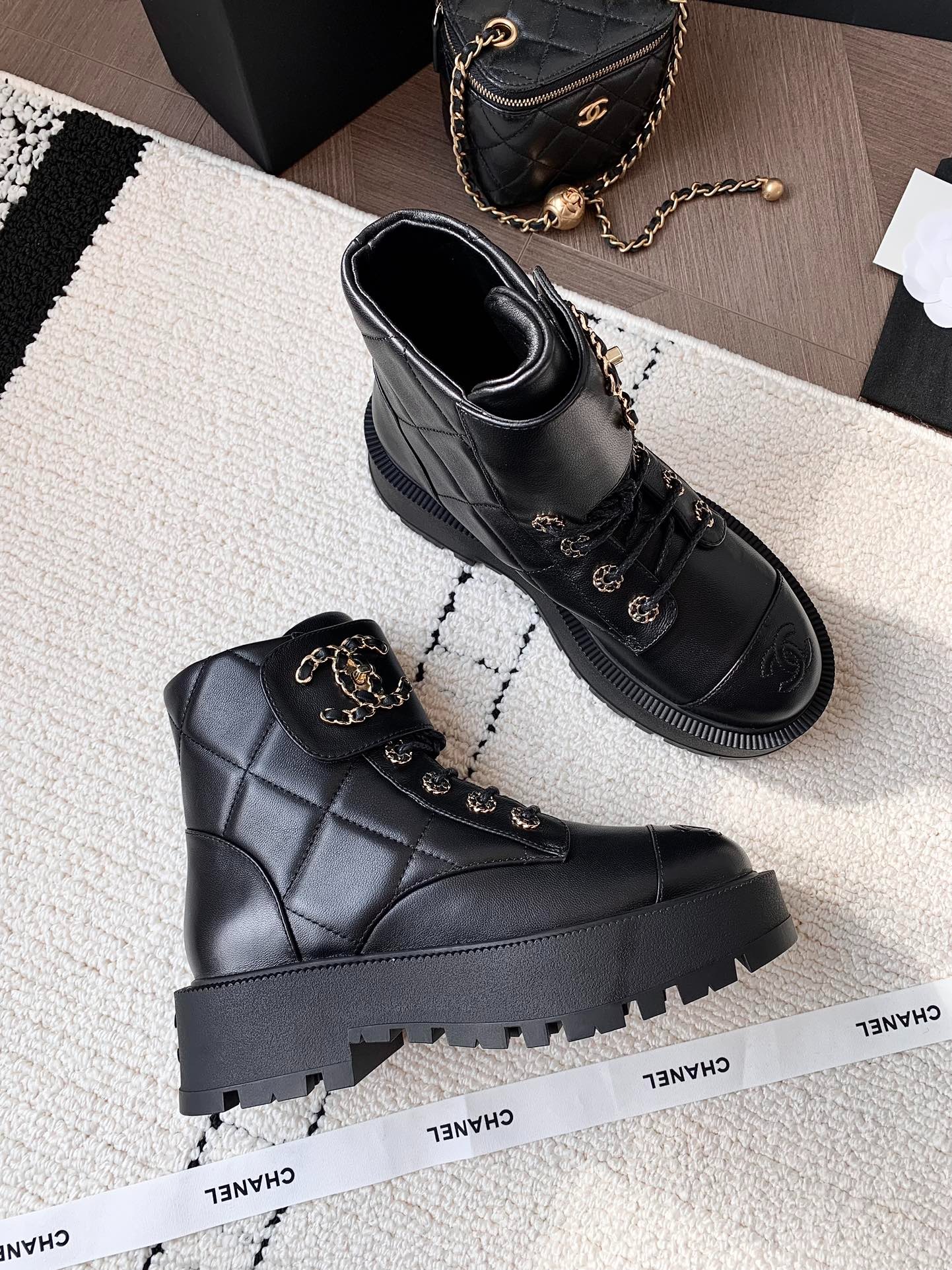 Ch**el Quilted Platform Ankle Boots Black For Women