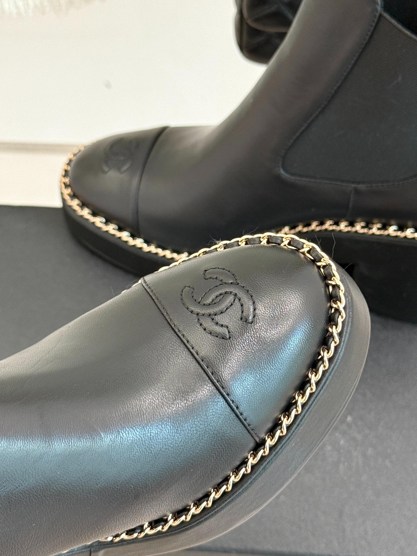 Ch**el Chelsea Chunky Heel Boots Black For Women