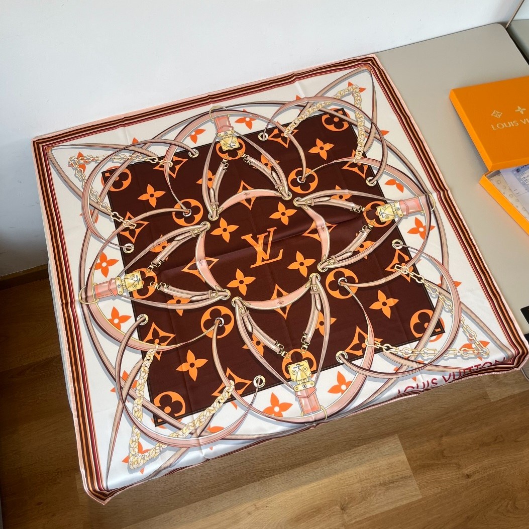 L0vis Vvtt0n Ultimate Monogram Square 90 Scarf Brown For Women 35.4in/90cm M77639