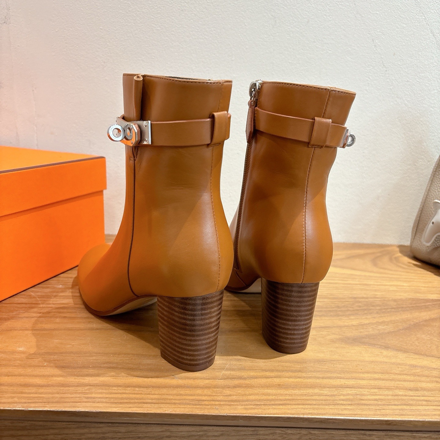 H**me5 Saint Germain Ankle Boots Naturel For Women H202257Z A3350