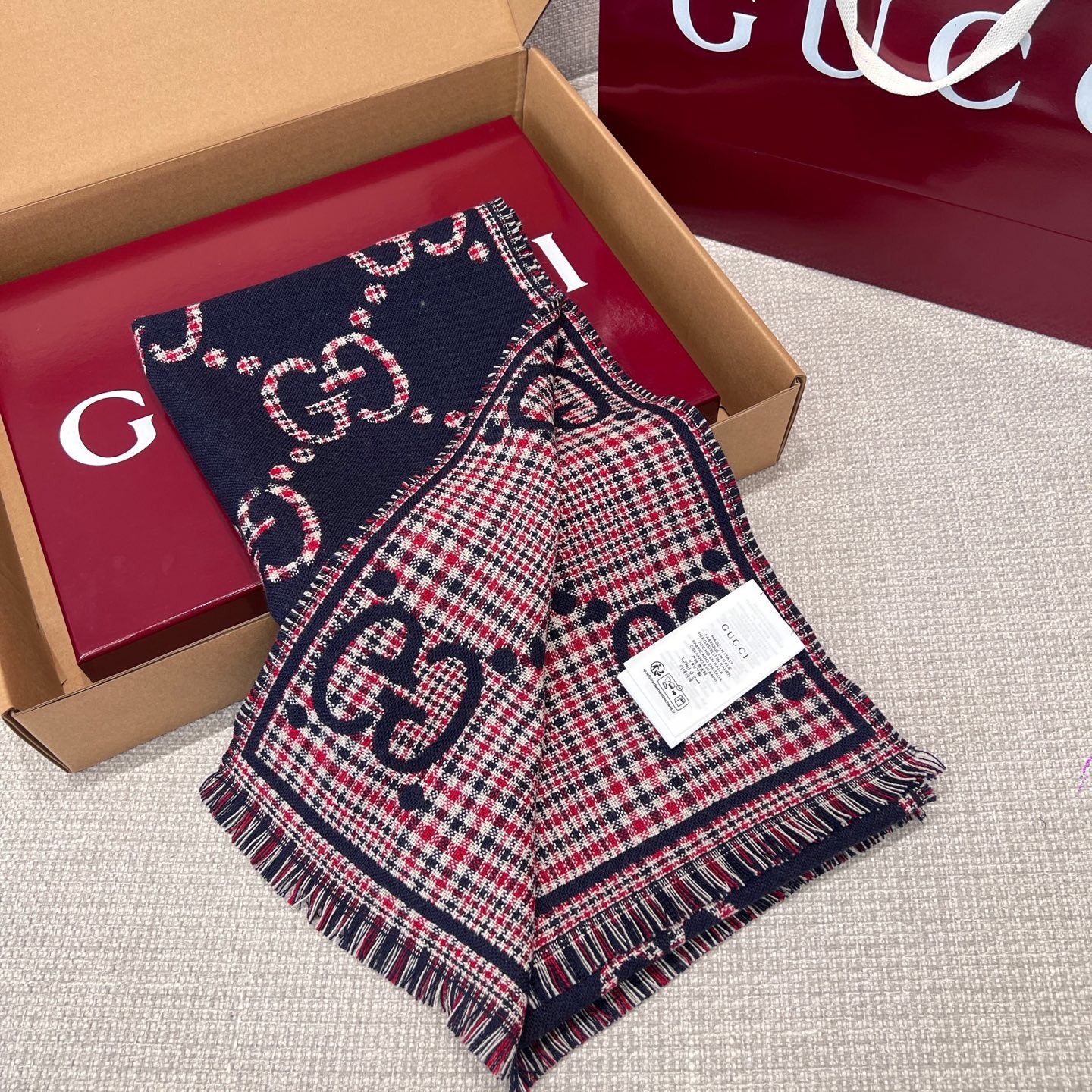 Gvc*1 GG Scarf Navy And Red 71in/180cm ‎660025 4G386 4174