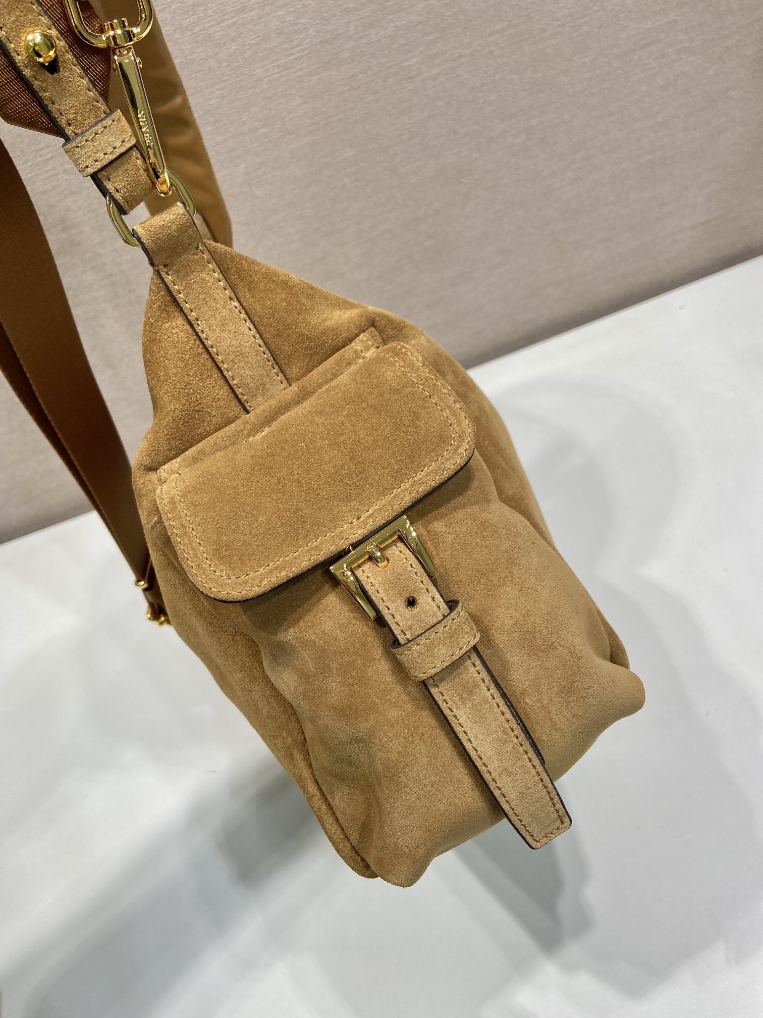 [True-to-ORIGINAL] Pra*a Explore Large Suede Bag Cinnamon For Women 32cm/12.6in 1BC264_008_F0401_V_NOO