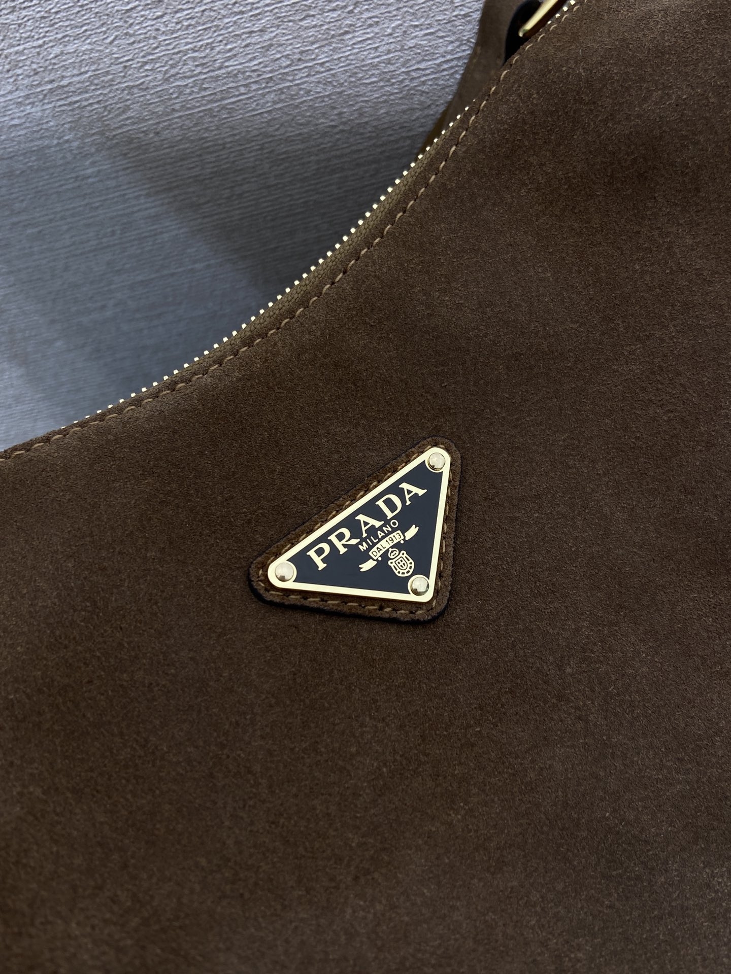 [True-to-ORIGINAL] Pra*a Explore Large Suede Bag Cocoa Brown For Women 32cm/12.6in 1BC264_008_F0324_V_NOO