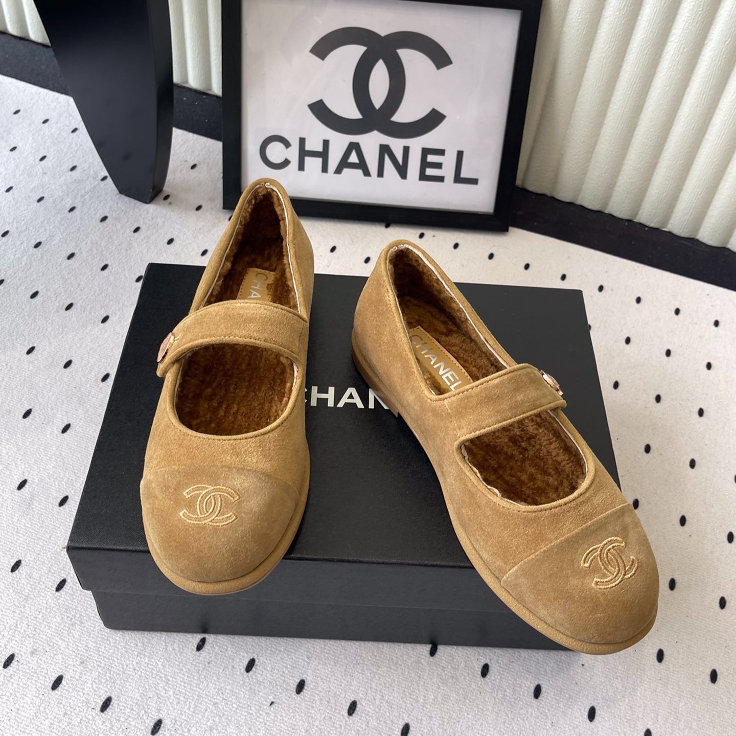 Ch**el Mary Jane Flats Tan Suede Shearling For Women