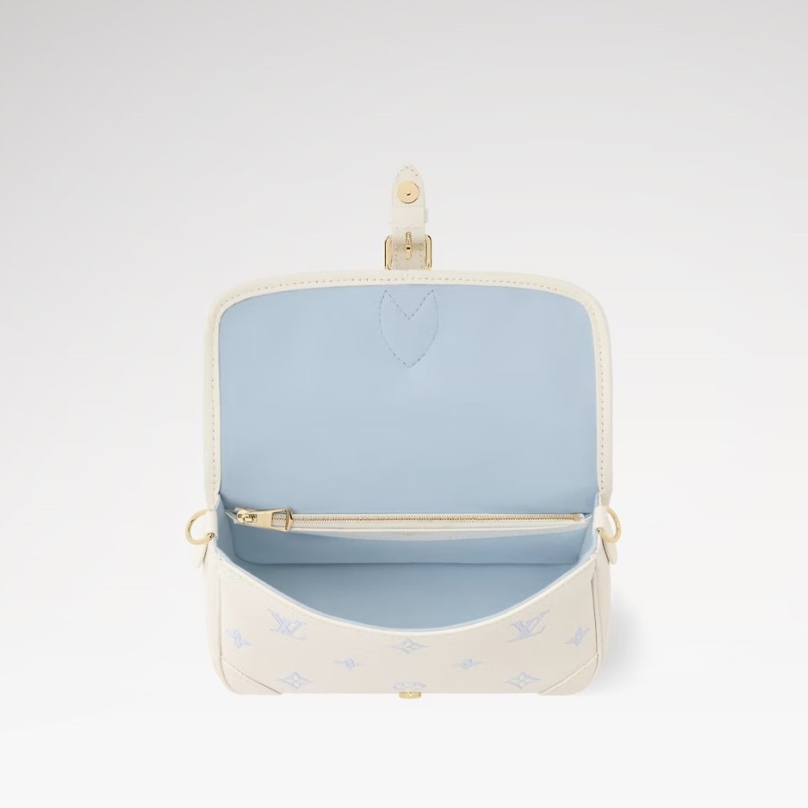 L0vis Vvtt0n Diane Shouder Bag 9.4in/ 24cm Milky White/ Blue Gold Hardware For Women M28054