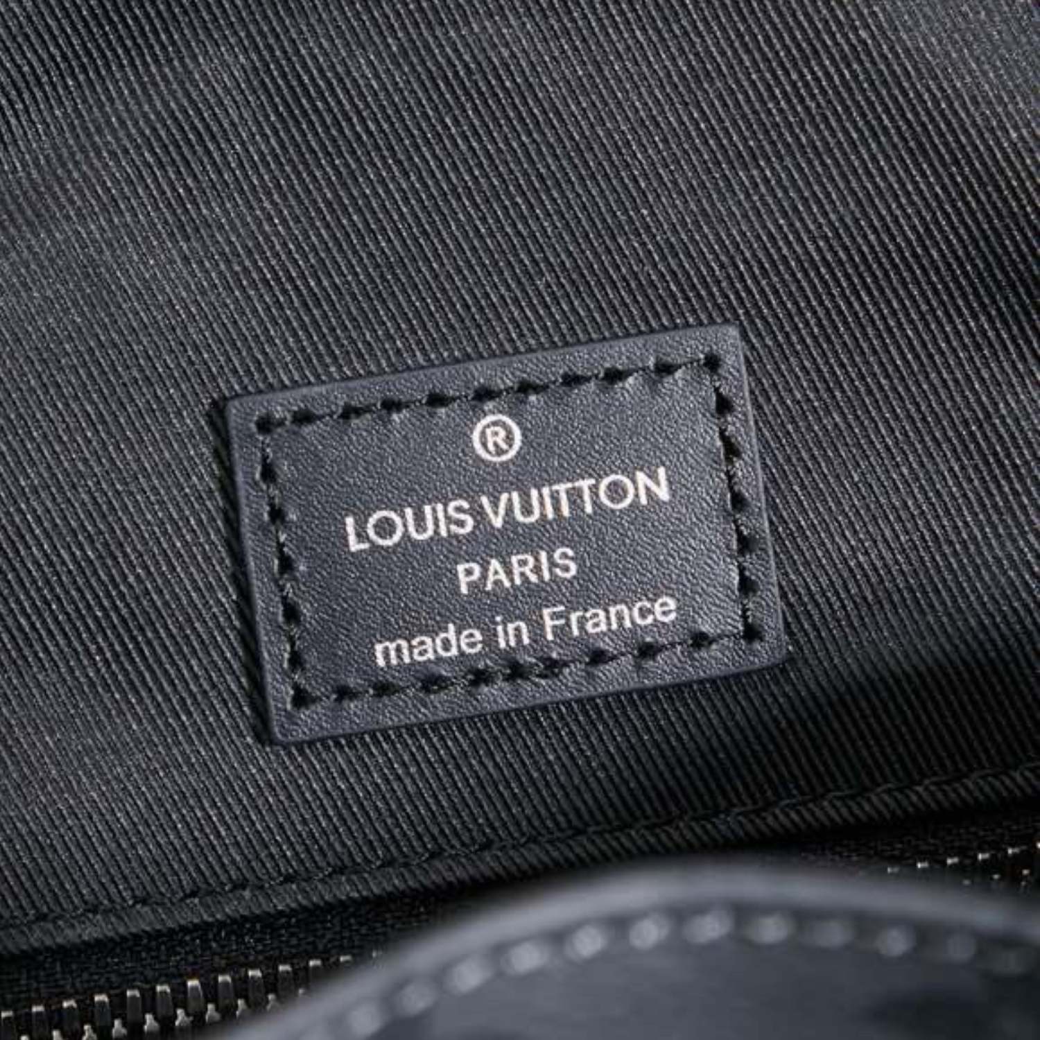 L0vis Vvtt0n Christopher MM Monogram Eclipse Black For Men 17.3in/44cm M45419